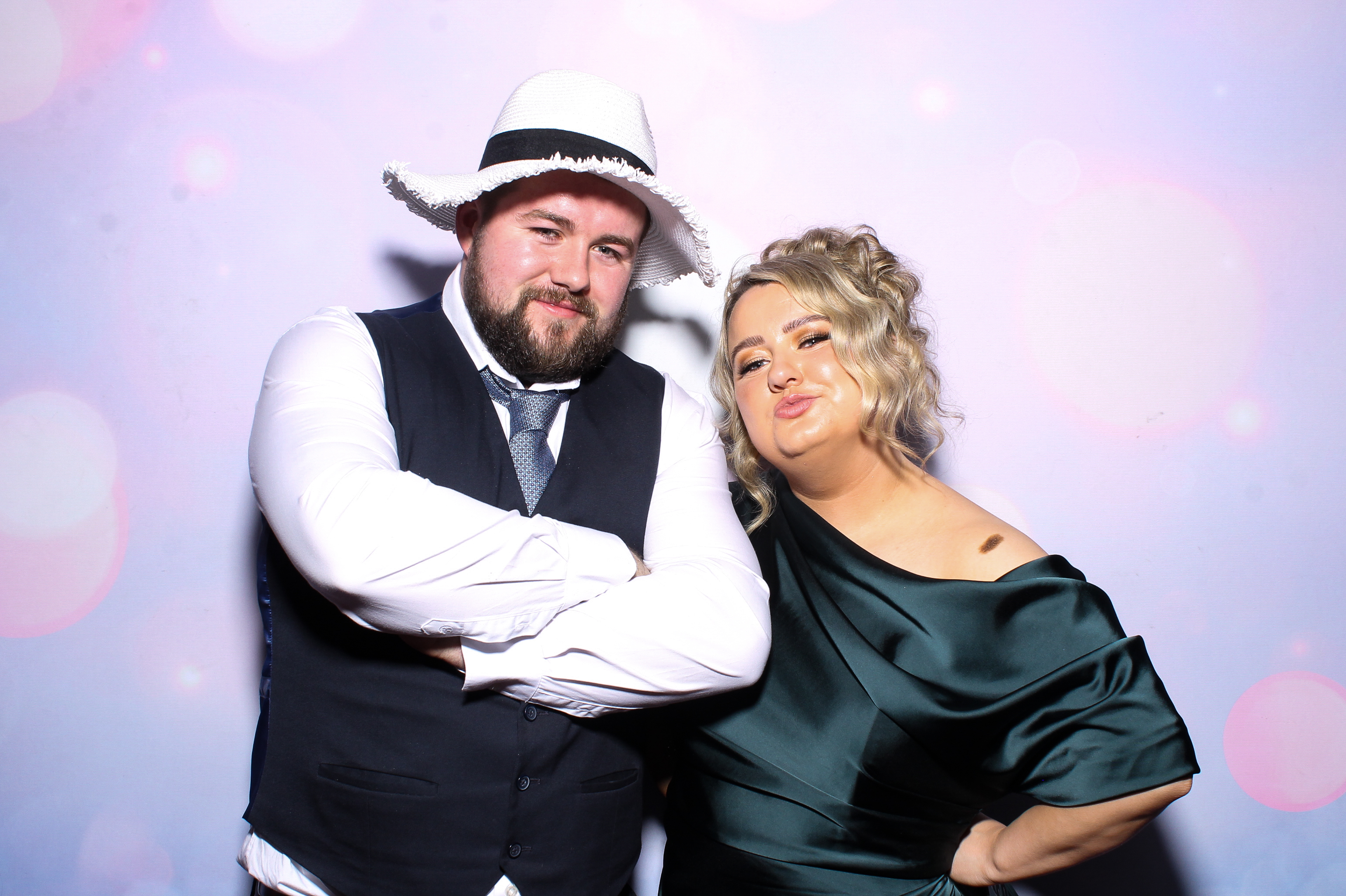 Eimear & Thomas | View more photos from the event at gallery.snapmagic.ie/u/SnapMagic/Eimear-Thomas