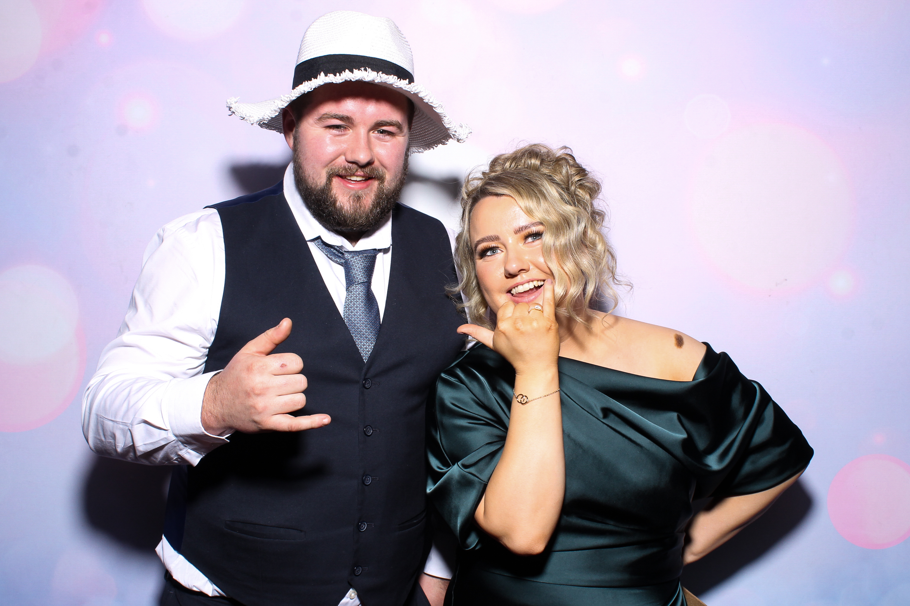 Eimear & Thomas | View more photos from the event at gallery.snapmagic.ie/u/SnapMagic/Eimear-Thomas