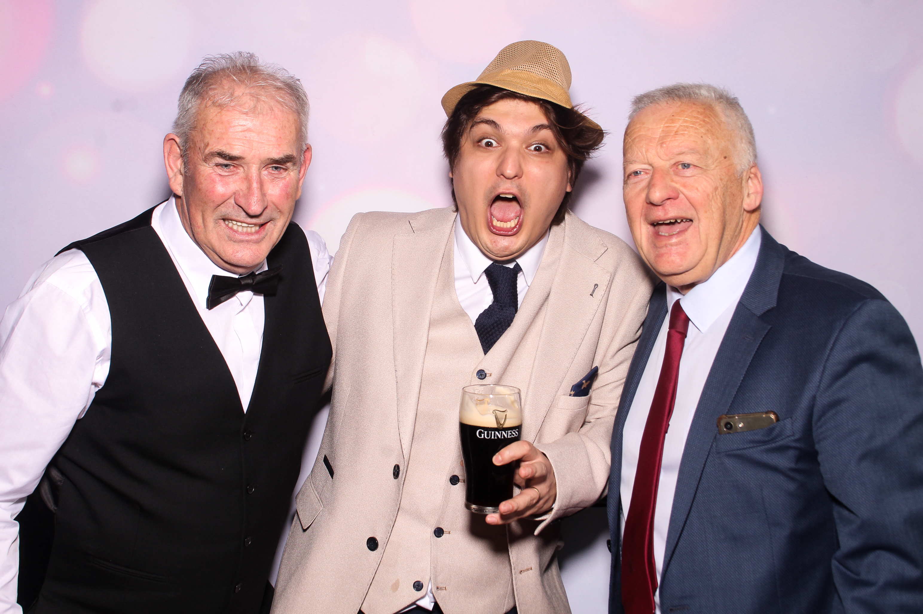 Elizabeth & Michael | View more photos from the event at gallery.snapmagic.ie/u/SnapMagic/Elizabeth-Michael