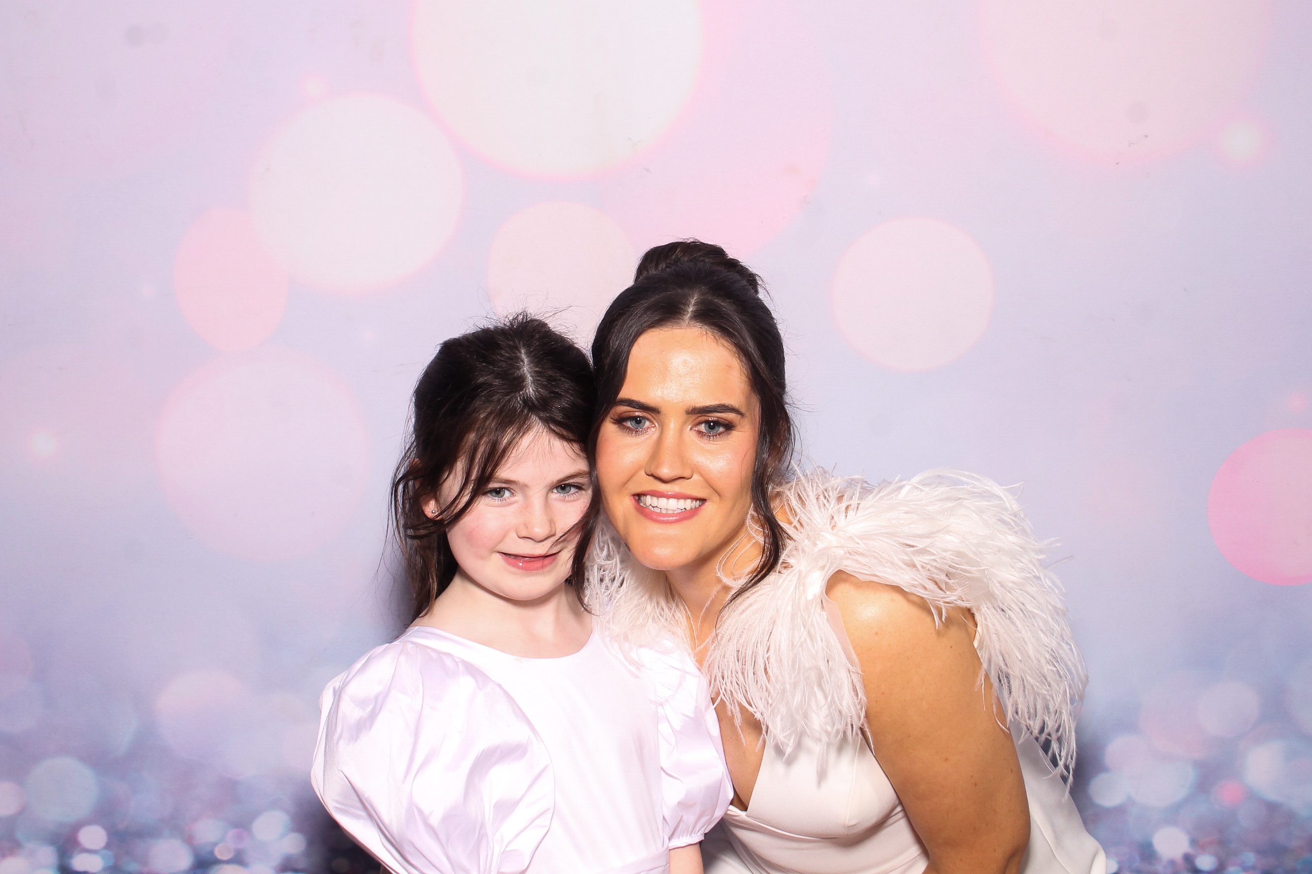 Elizabeth & Michael | View more photos from the event at gallery.snapmagic.ie/u/SnapMagic/Elizabeth-Michael