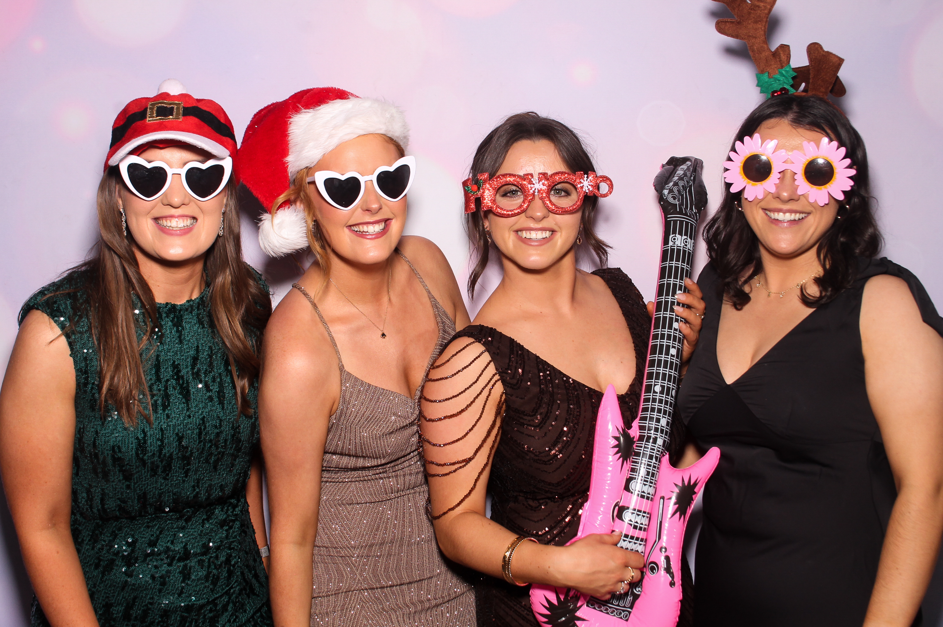 Elizabeth & Michael | View more photos from the event at gallery.snapmagic.ie/u/SnapMagic/Elizabeth-Michael