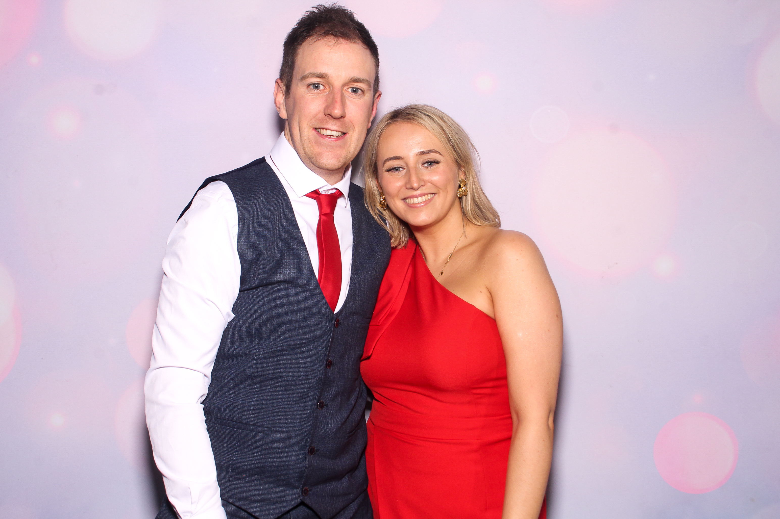 Elizabeth & Michael | View more photos from the event at gallery.snapmagic.ie/u/SnapMagic/Elizabeth-Michael