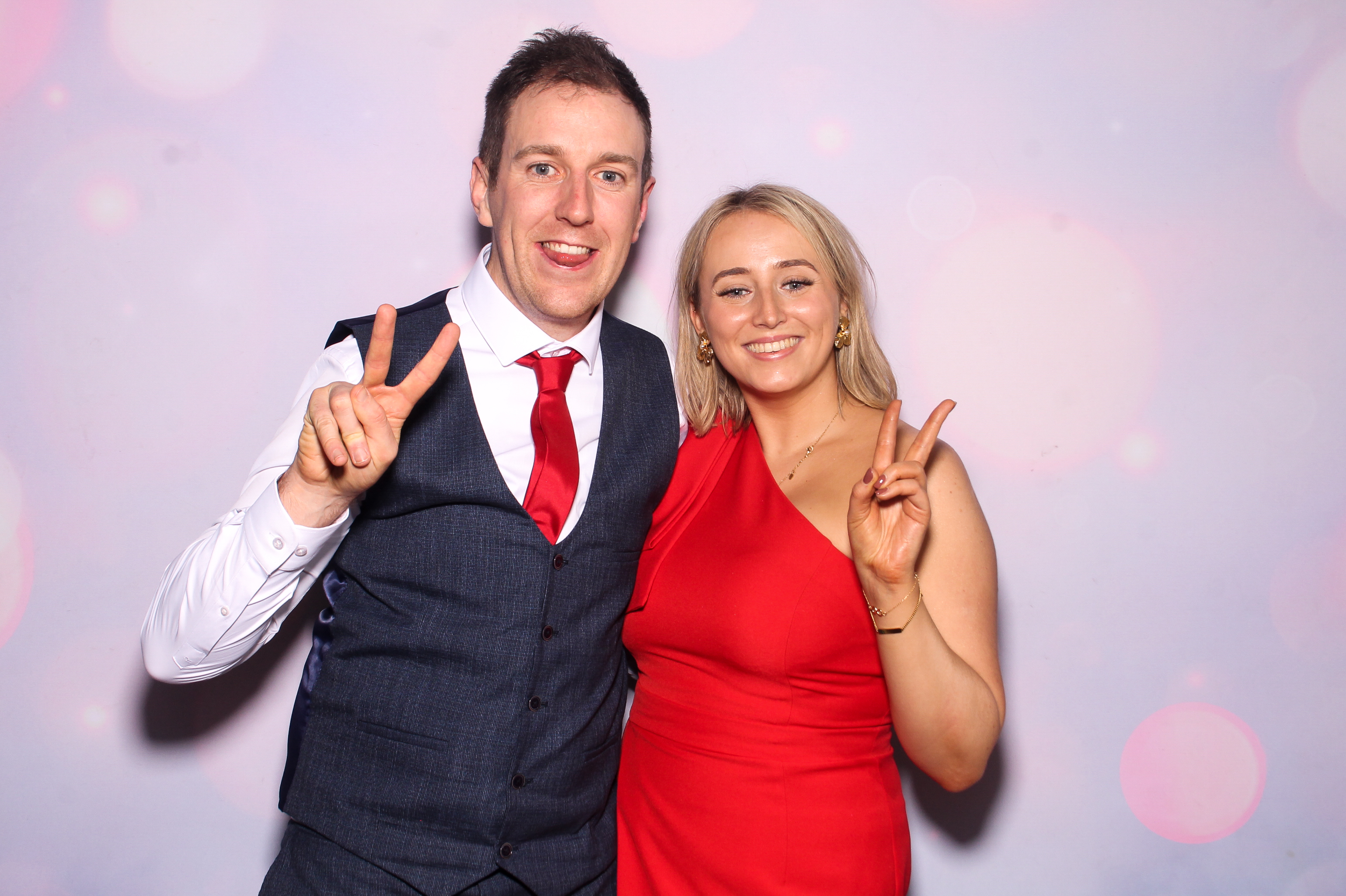 Elizabeth & Michael | View more photos from the event at gallery.snapmagic.ie/u/SnapMagic/Elizabeth-Michael