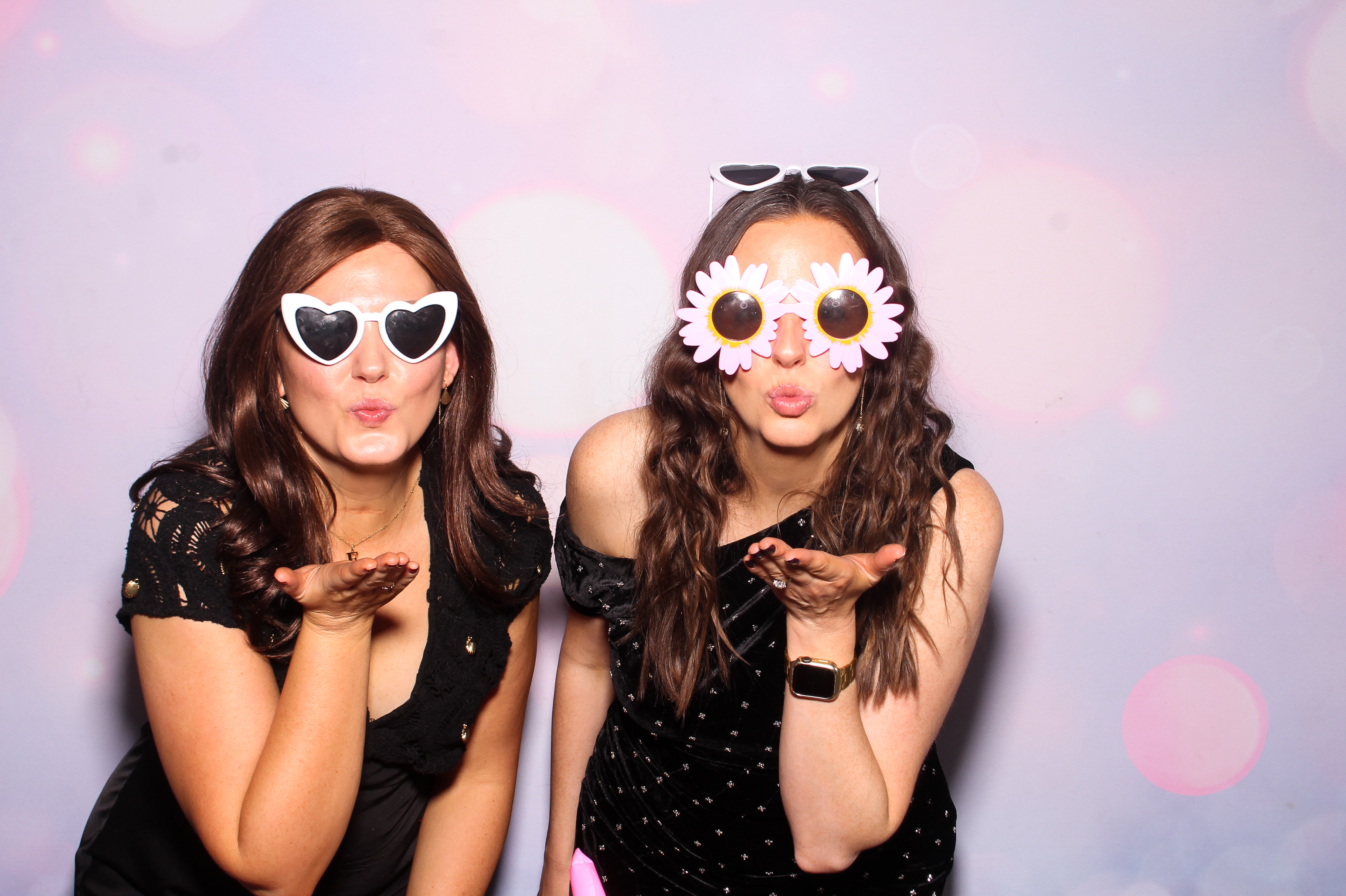 Elizabeth & Michael | View more photos from the event at gallery.snapmagic.ie/u/SnapMagic/Elizabeth-Michael