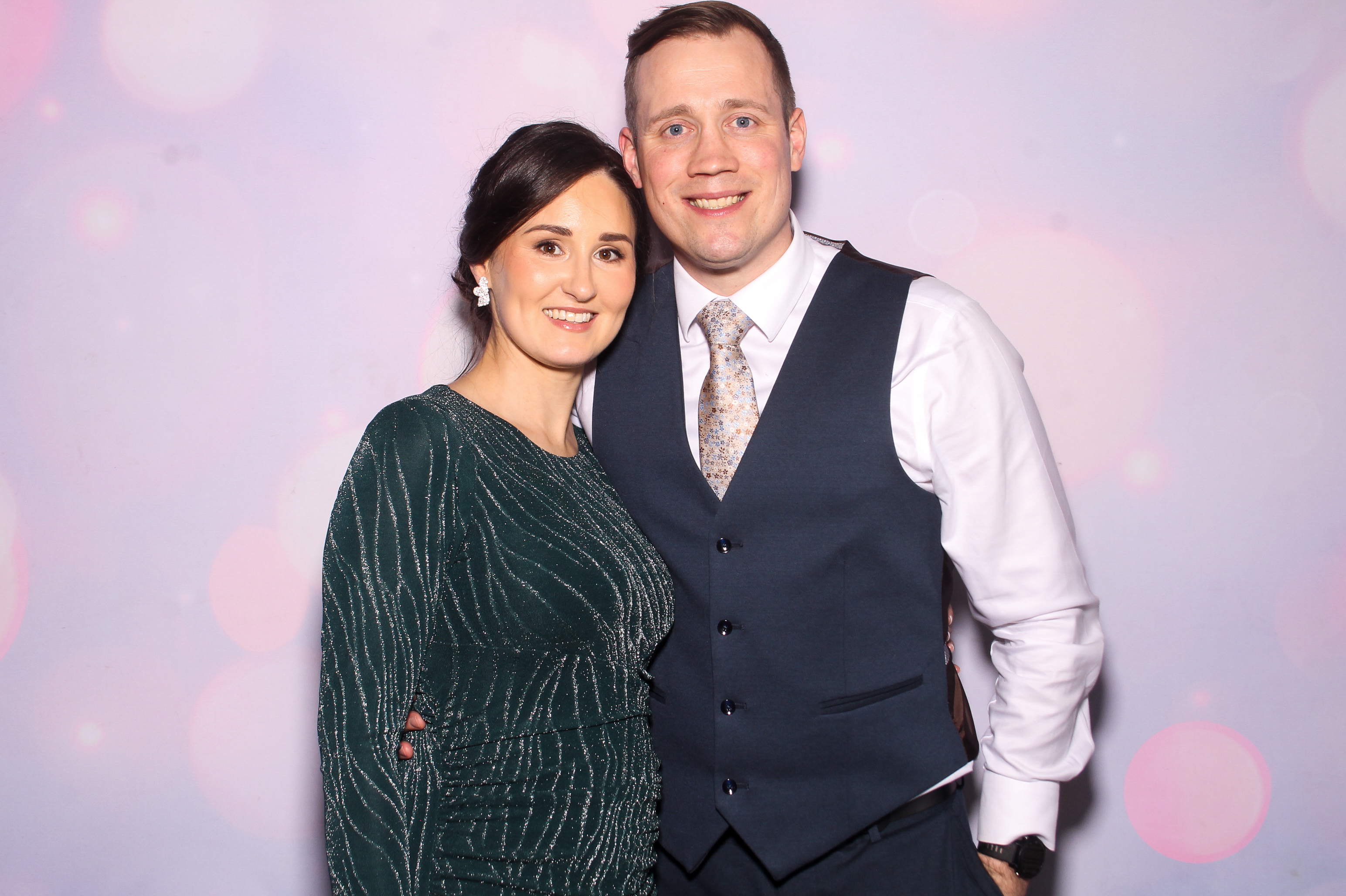 Elizabeth & Michael | View more photos from the event at gallery.snapmagic.ie/u/SnapMagic/Elizabeth-Michael