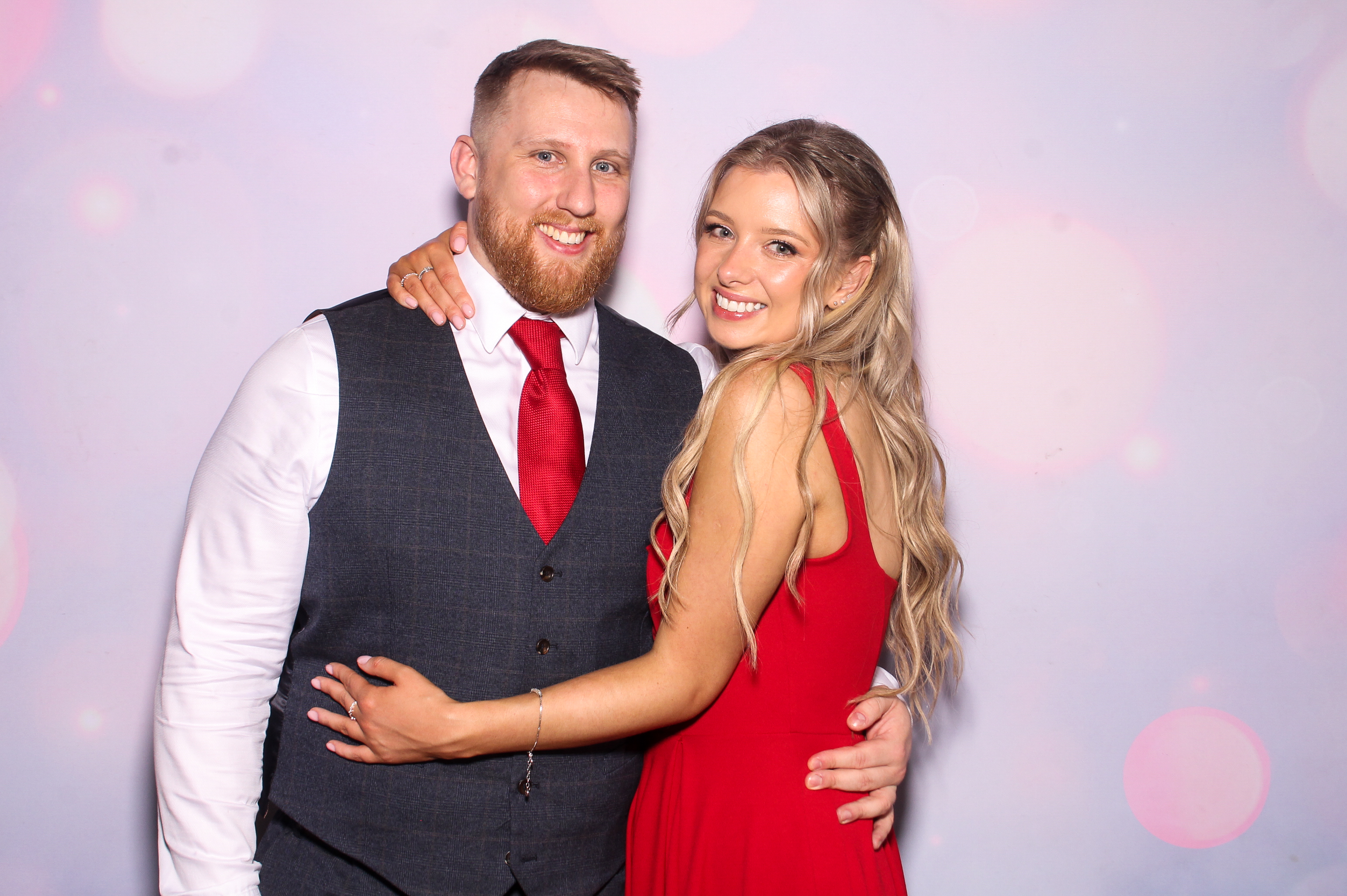 Elizabeth & Michael | View more photos from the event at gallery.snapmagic.ie/u/SnapMagic/Elizabeth-Michael