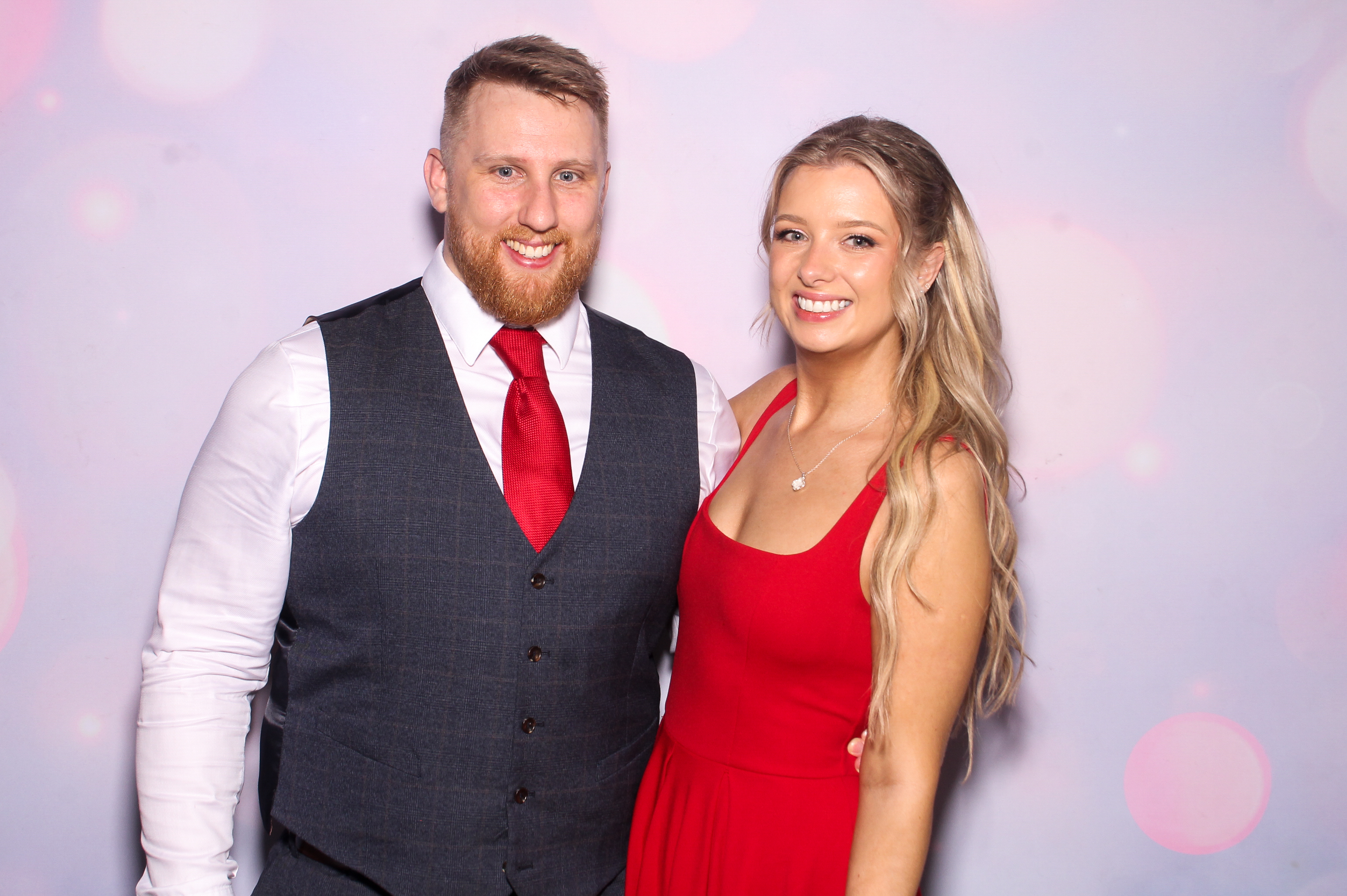 Elizabeth & Michael | View more photos from the event at gallery.snapmagic.ie/u/SnapMagic/Elizabeth-Michael