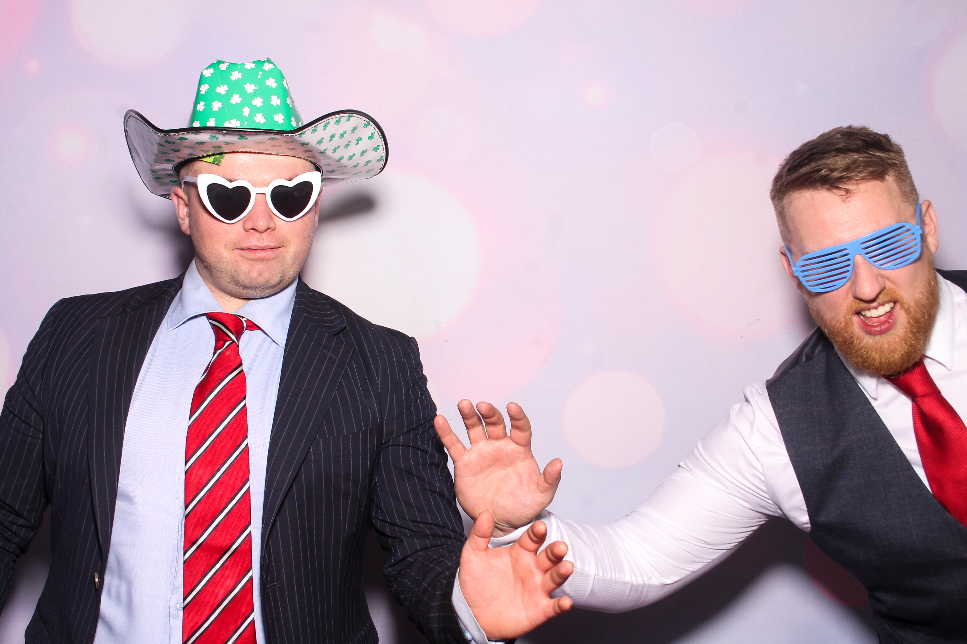 Elizabeth & Michael | View more photos from the event at gallery.snapmagic.ie/u/SnapMagic/Elizabeth-Michael