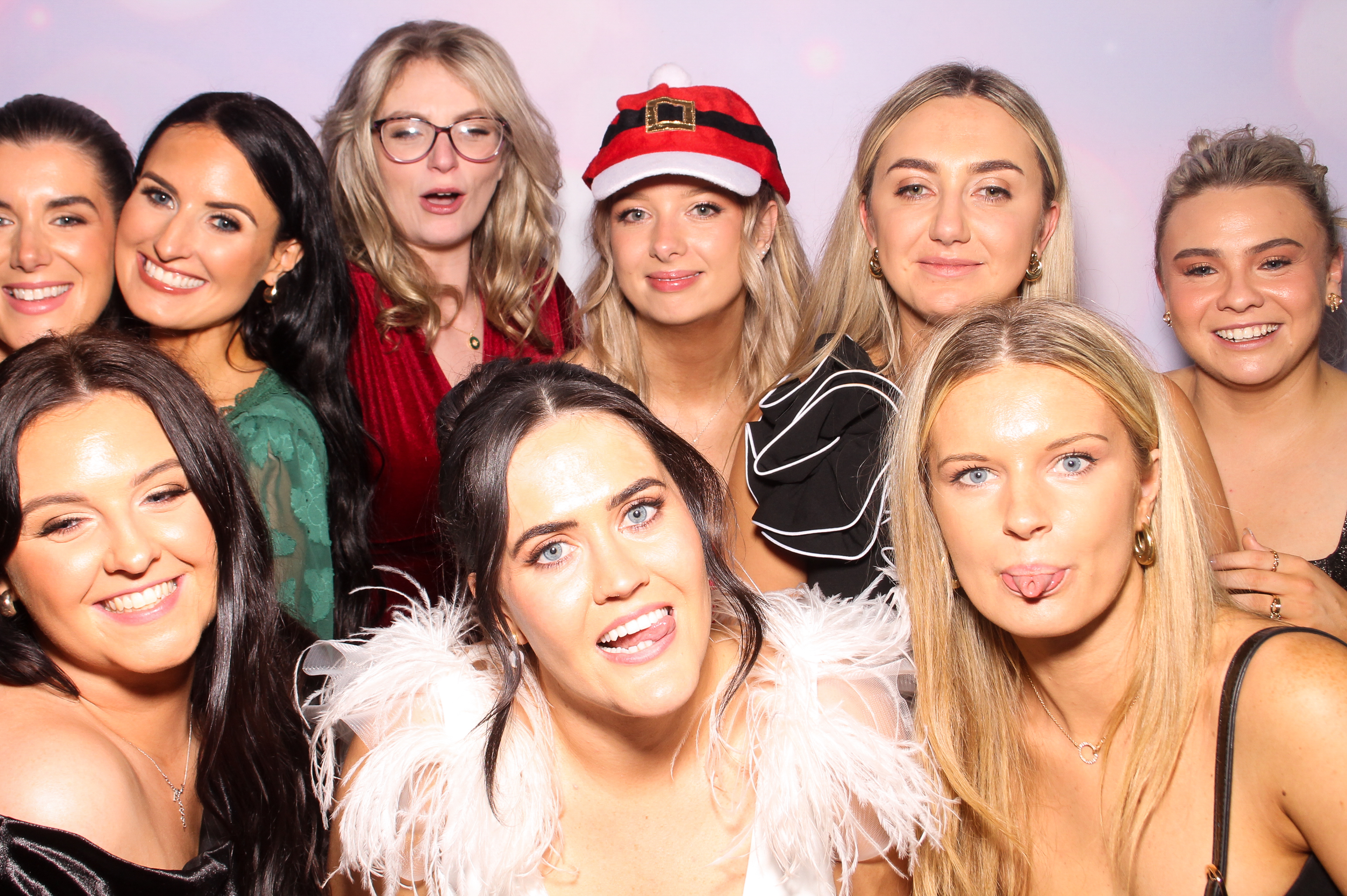 Elizabeth & Michael | View more photos from the event at gallery.snapmagic.ie/u/SnapMagic/Elizabeth-Michael