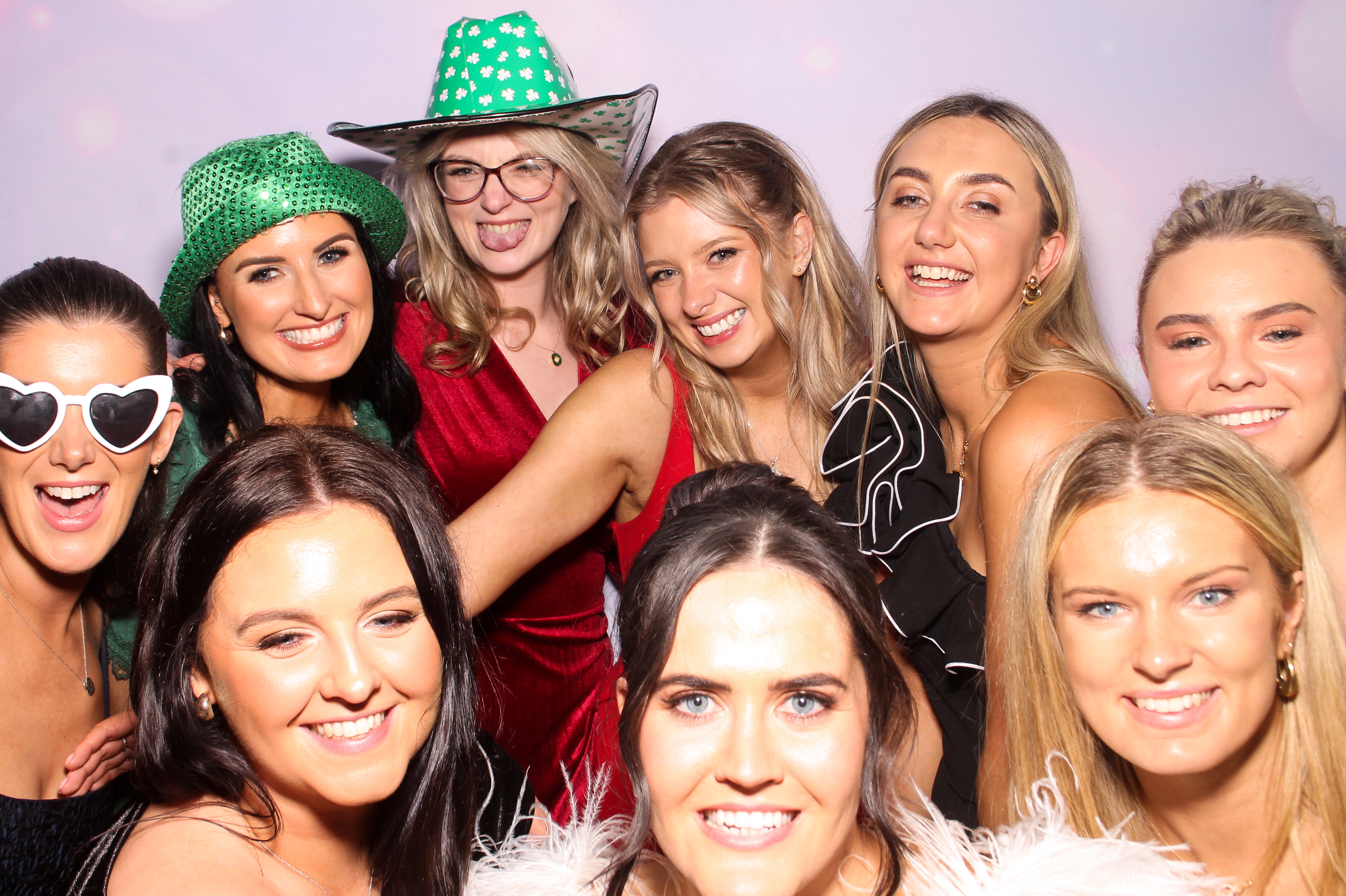 Elizabeth & Michael | View more photos from the event at gallery.snapmagic.ie/u/SnapMagic/Elizabeth-Michael