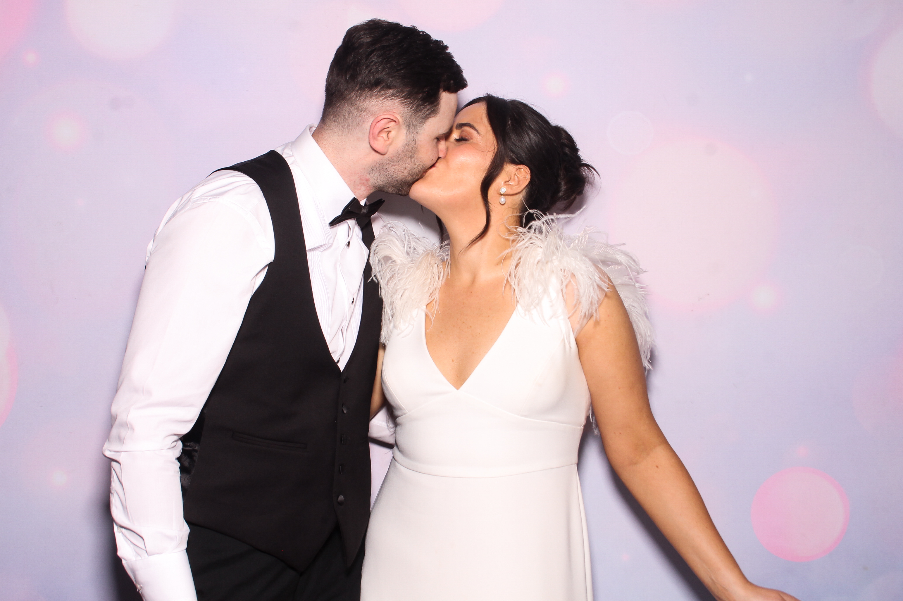 Elizabeth & Michael | View more photos from the event at gallery.snapmagic.ie/u/SnapMagic/Elizabeth-Michael