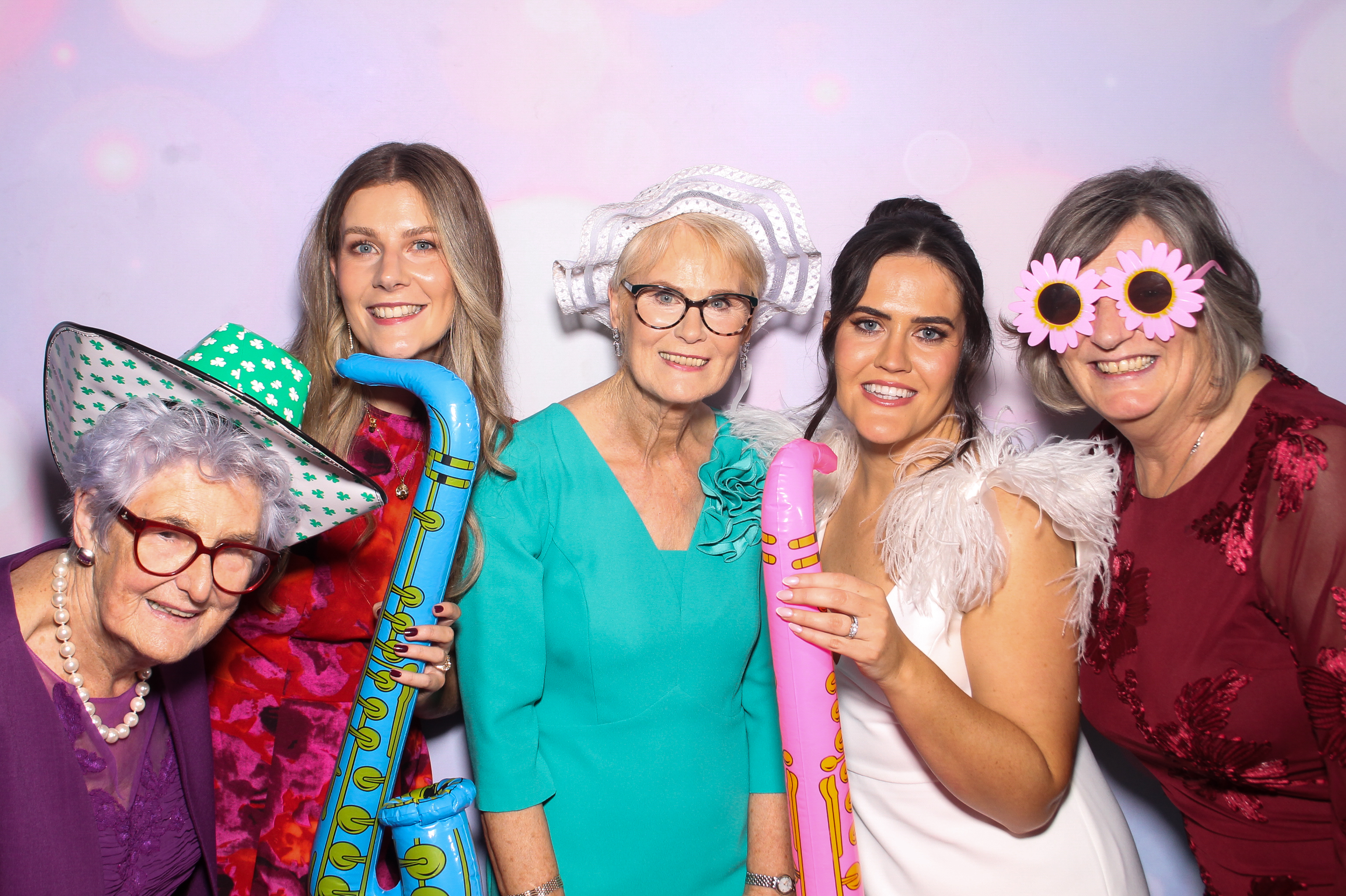 Elizabeth & Michael | View more photos from the event at gallery.snapmagic.ie/u/SnapMagic/Elizabeth-Michael