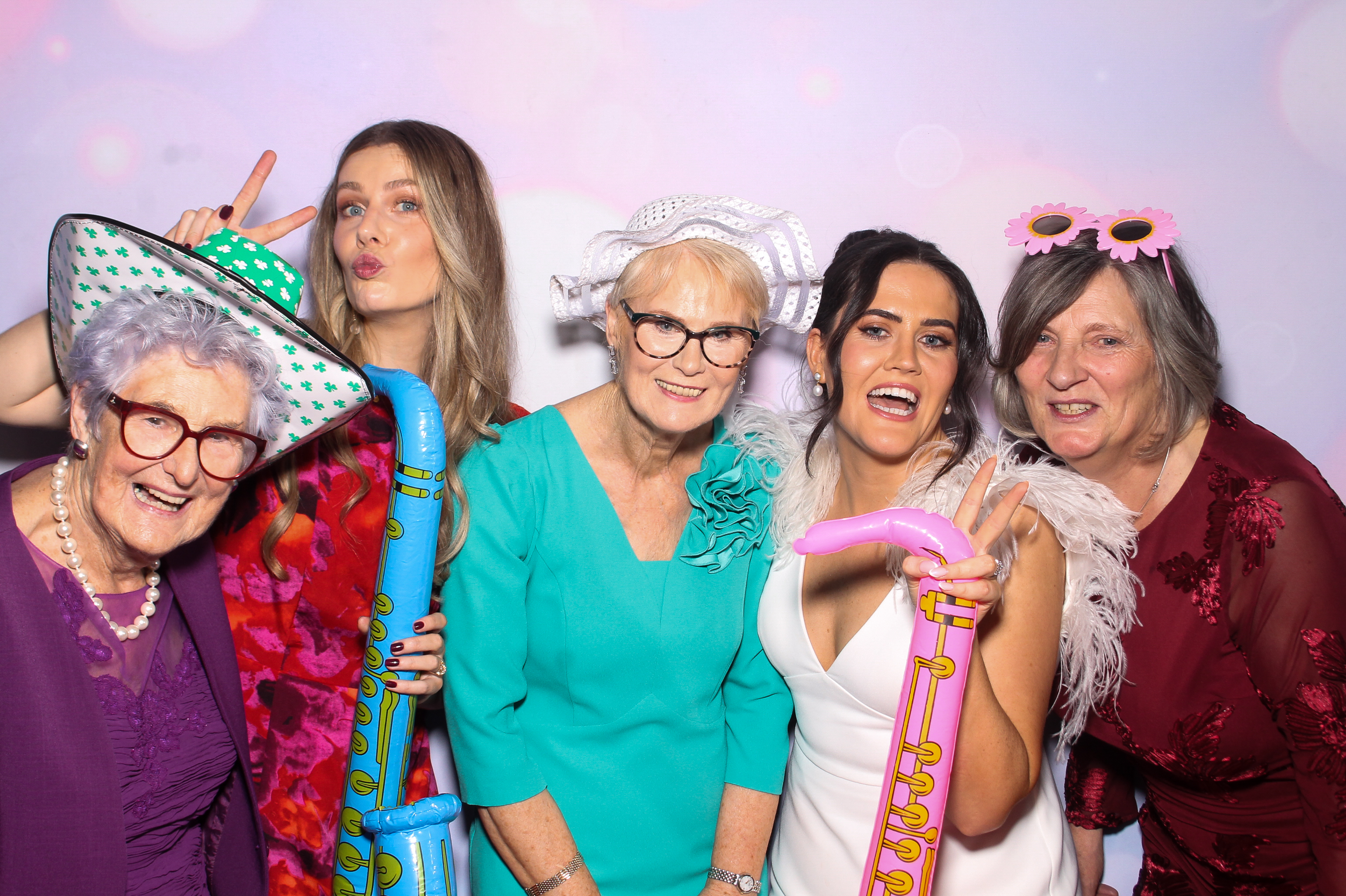 Elizabeth & Michael | View more photos from the event at gallery.snapmagic.ie/u/SnapMagic/Elizabeth-Michael