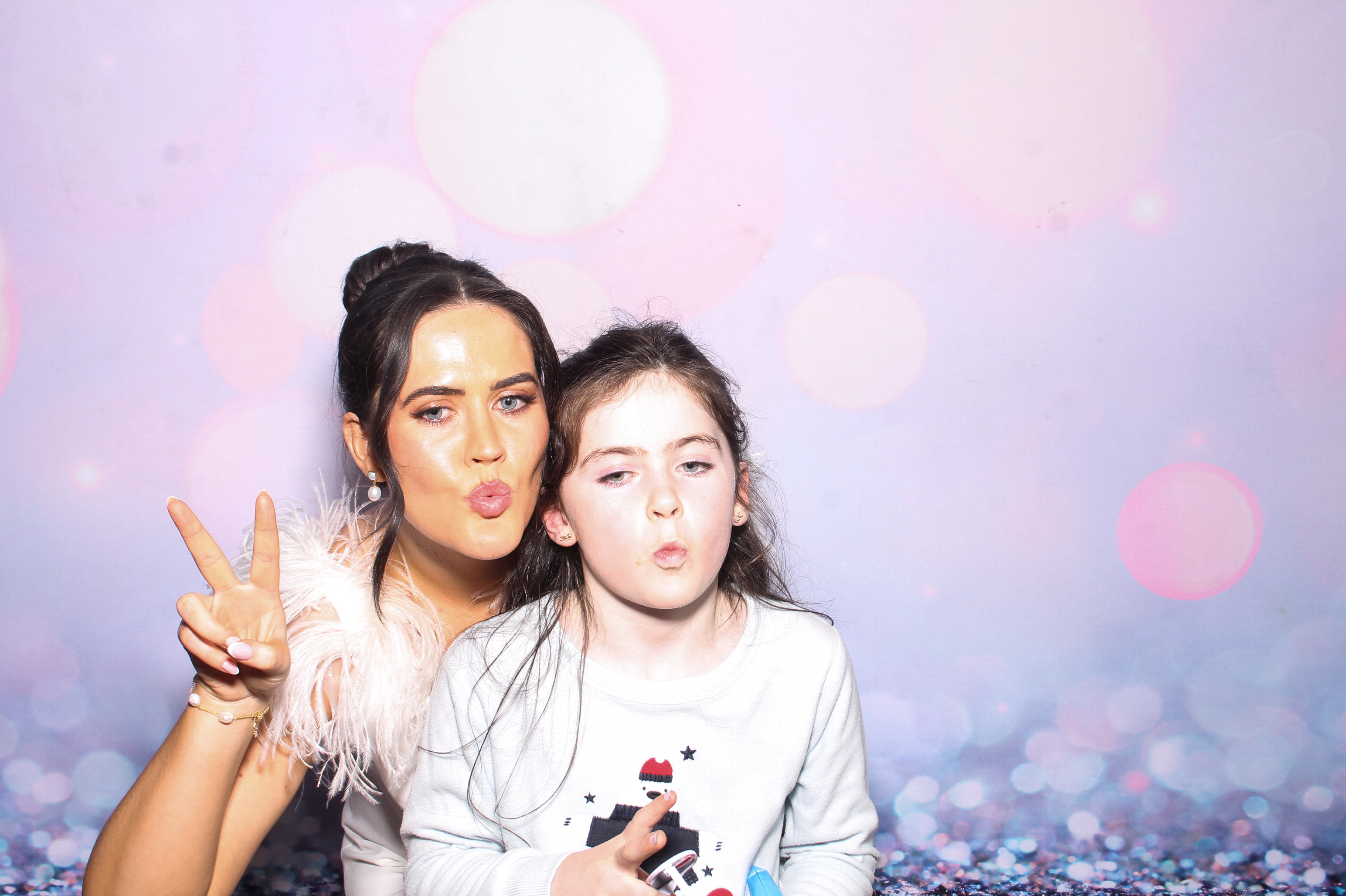 Elizabeth & Michael | View more photos from the event at gallery.snapmagic.ie/u/SnapMagic/Elizabeth-Michael