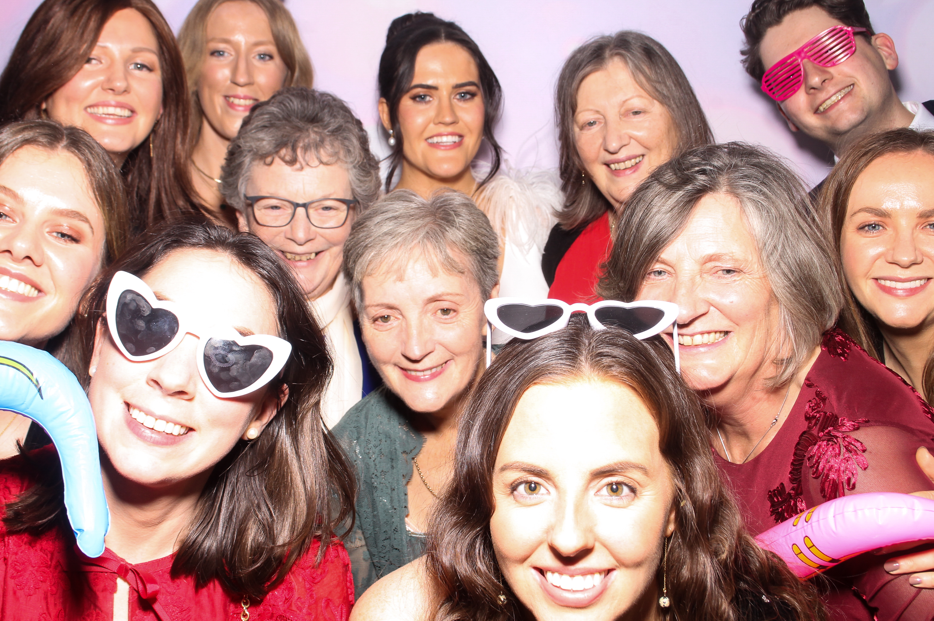 Elizabeth & Michael | View more photos from the event at gallery.snapmagic.ie/u/SnapMagic/Elizabeth-Michael