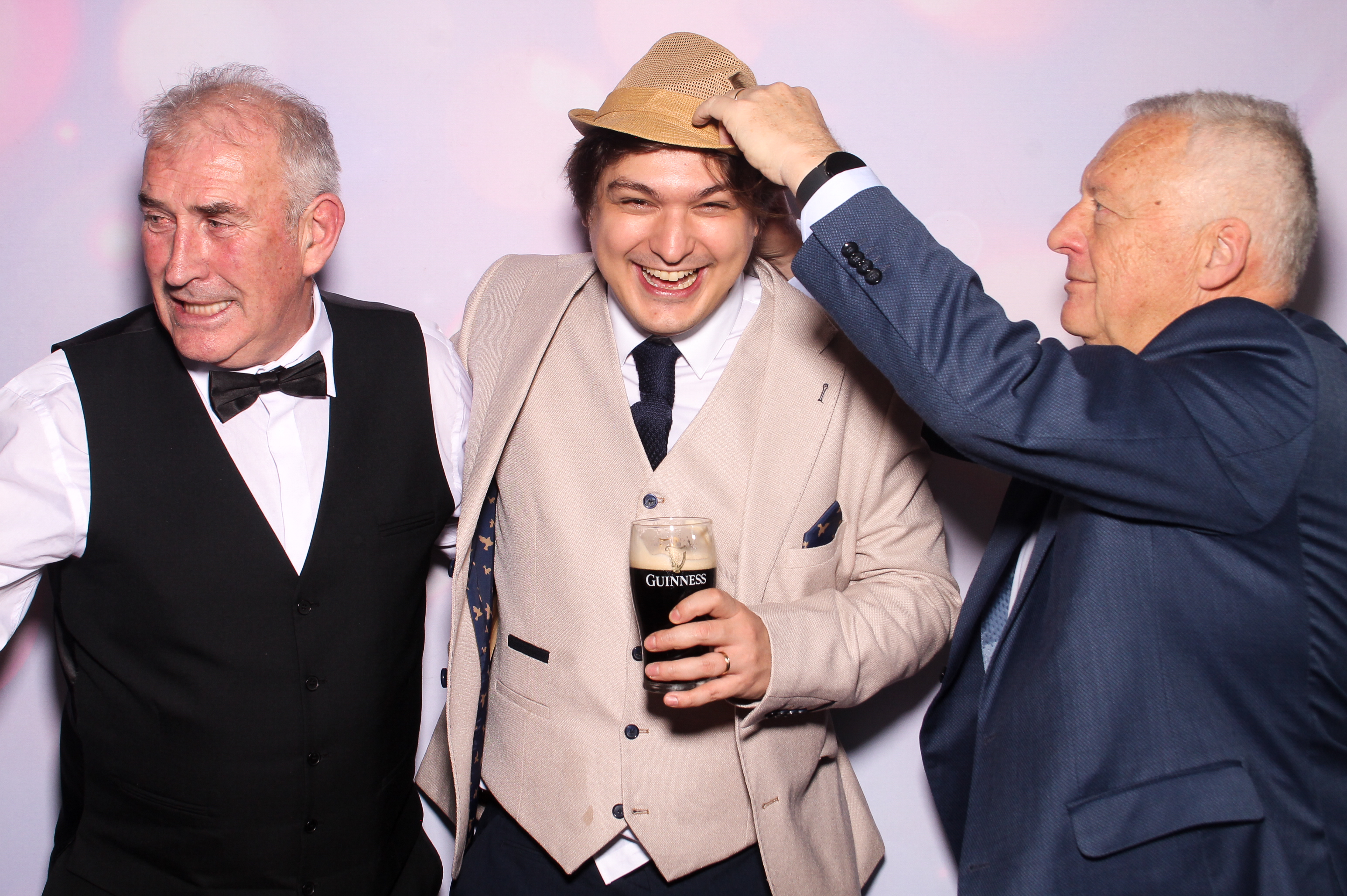 Elizabeth & Michael | View more photos from the event at gallery.snapmagic.ie/u/SnapMagic/Elizabeth-Michael