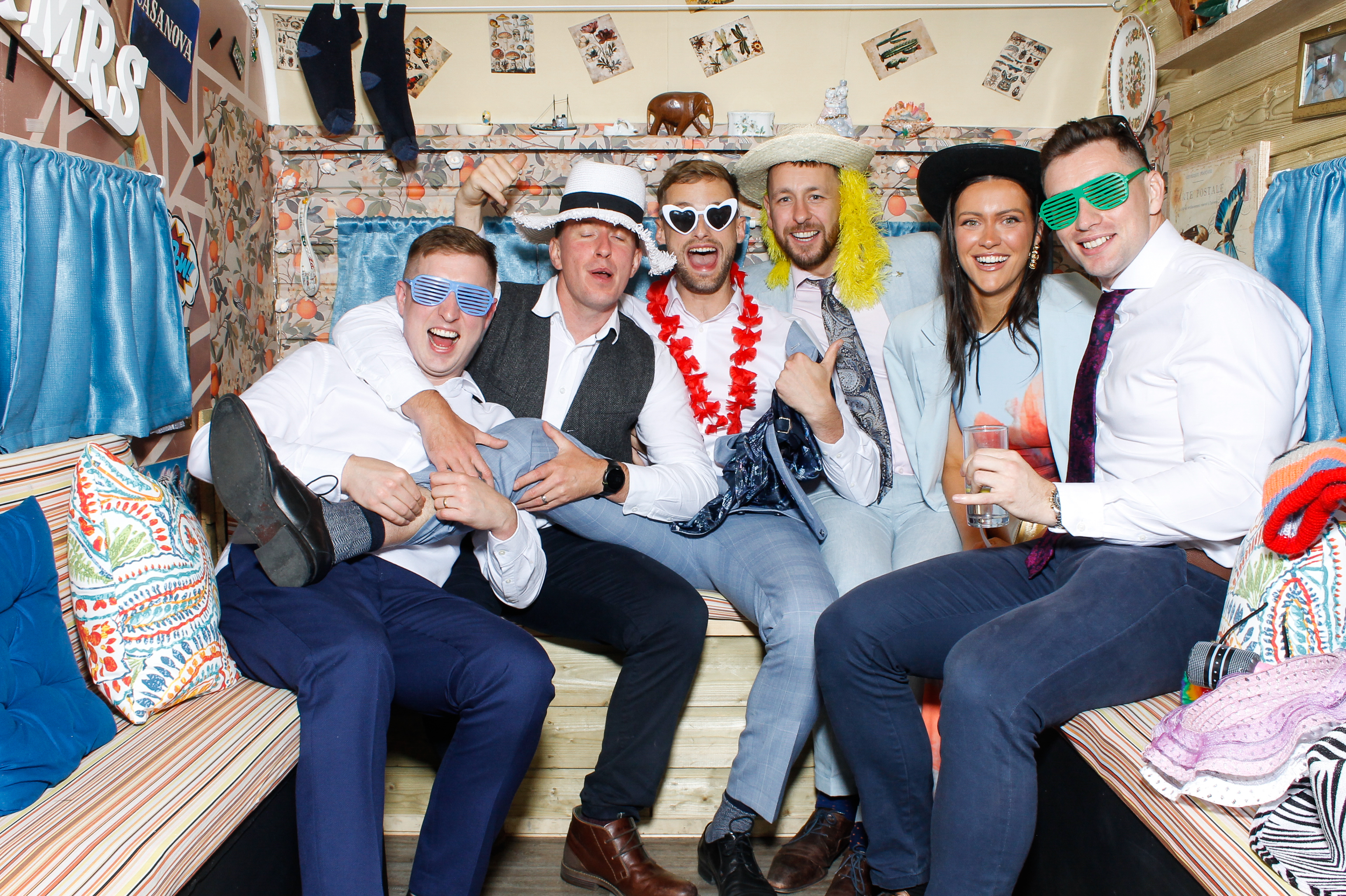 Emily & Joseph | View more photos from the event at gallery.snapmagic.ie/u/SnapMagic/Emily-Joseph