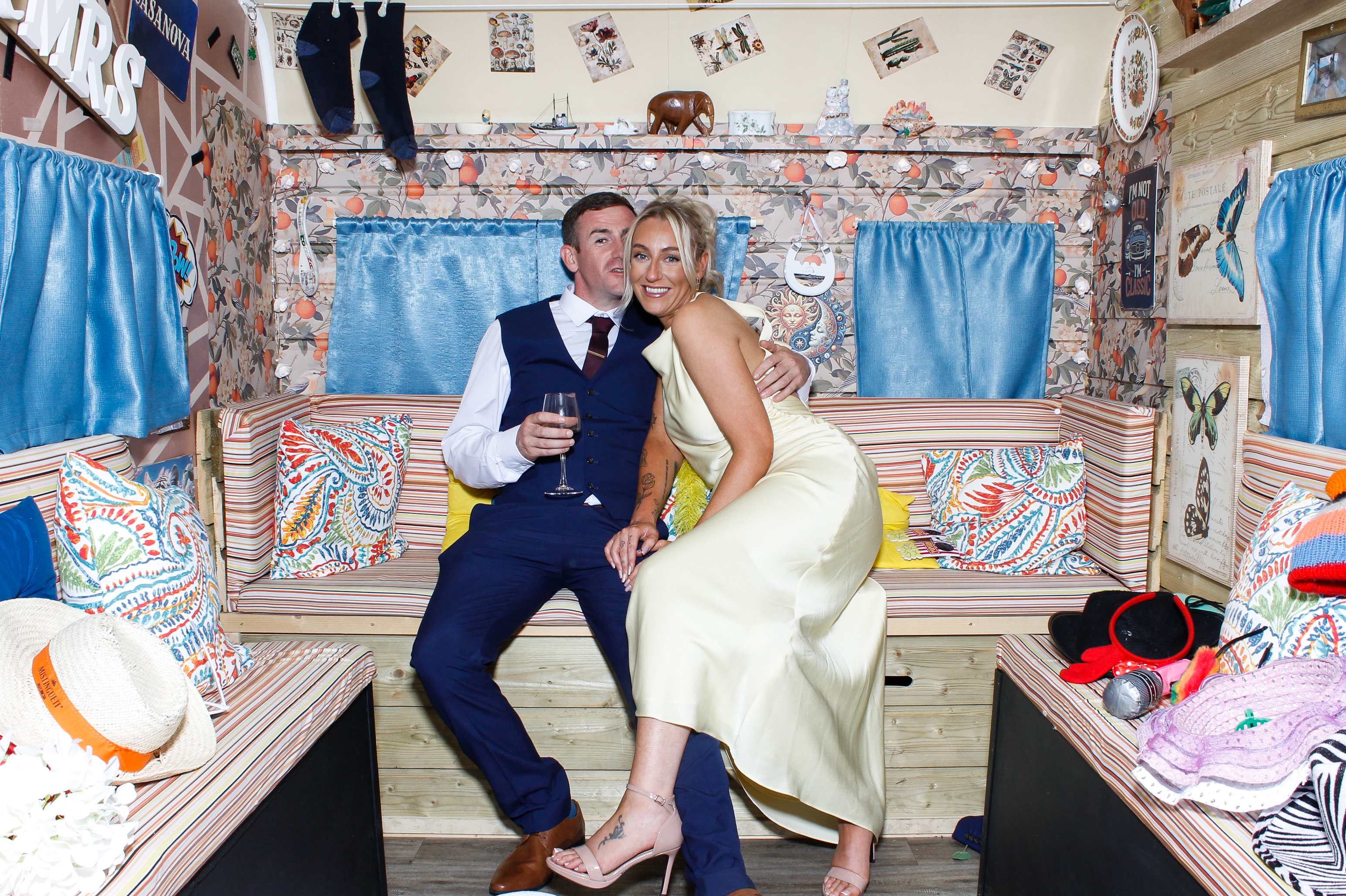 Emily & Joseph | View more photos from the event at gallery.snapmagic.ie/u/SnapMagic/Emily-Joseph
