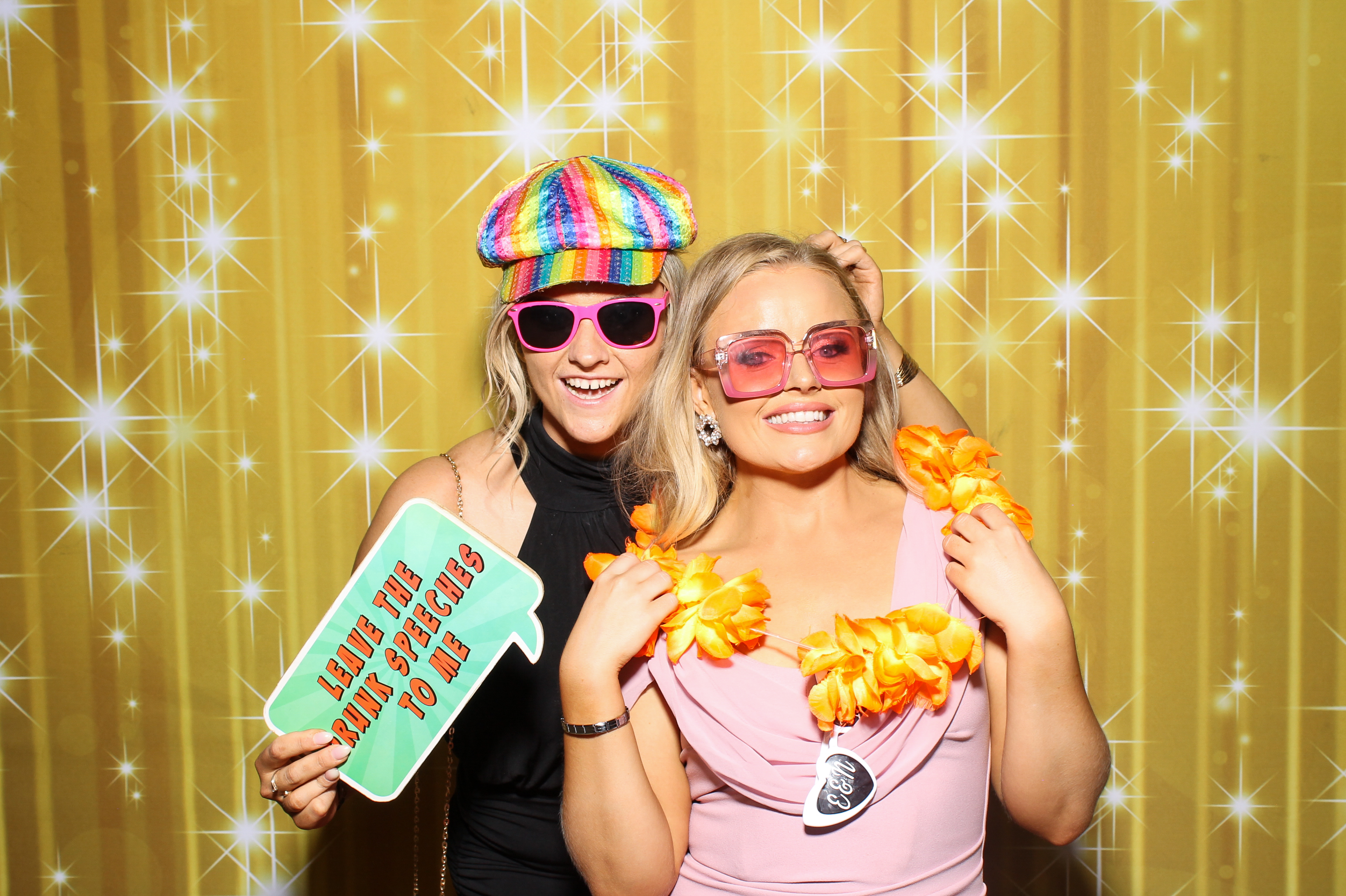 Emma & Niall | View more photos from the event at gallery.snapmagic.ie/u/SnapMagic/Emma-Niall