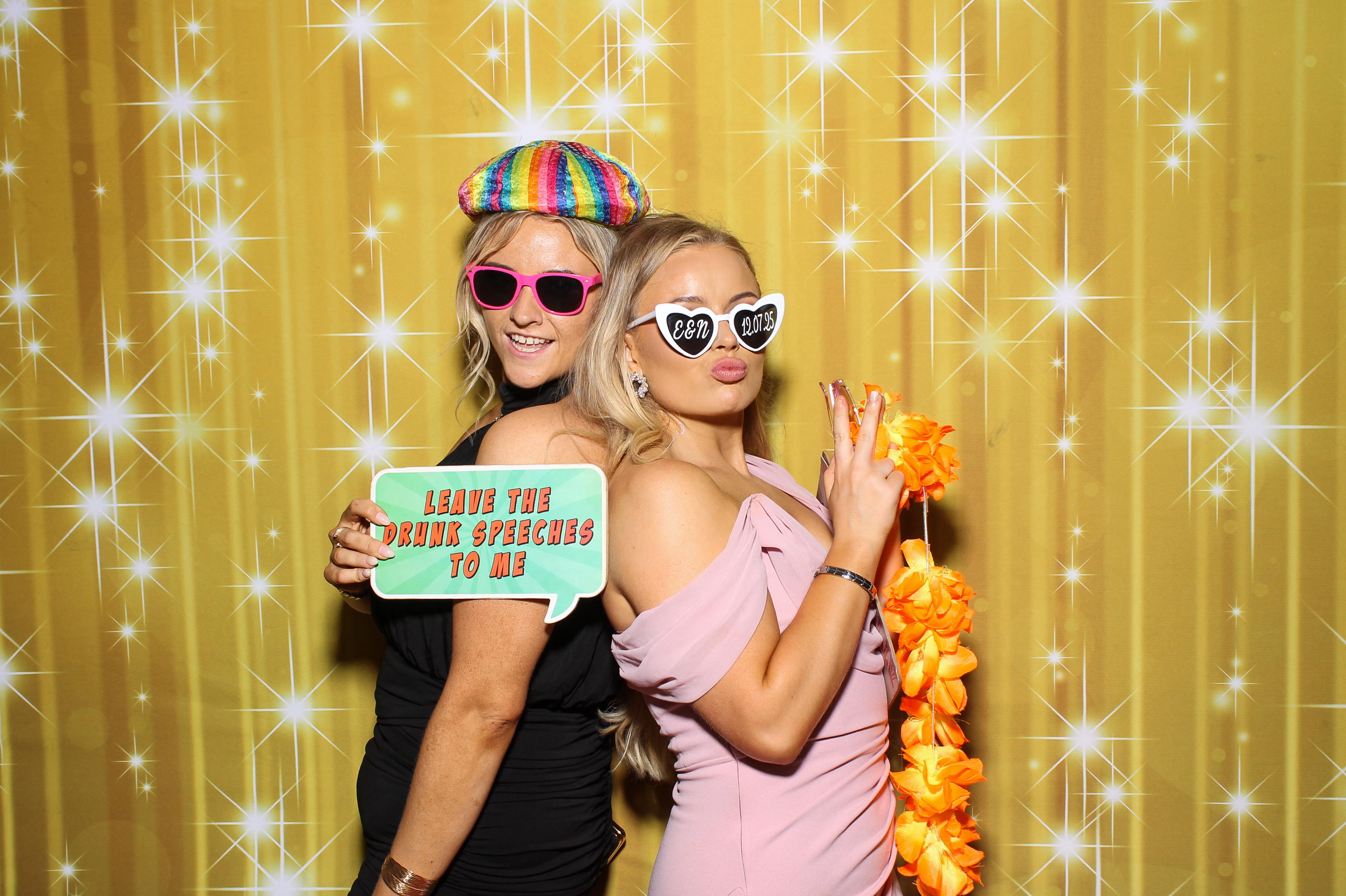 Emma & Niall | View more photos from the event at gallery.snapmagic.ie/u/SnapMagic/Emma-Niall