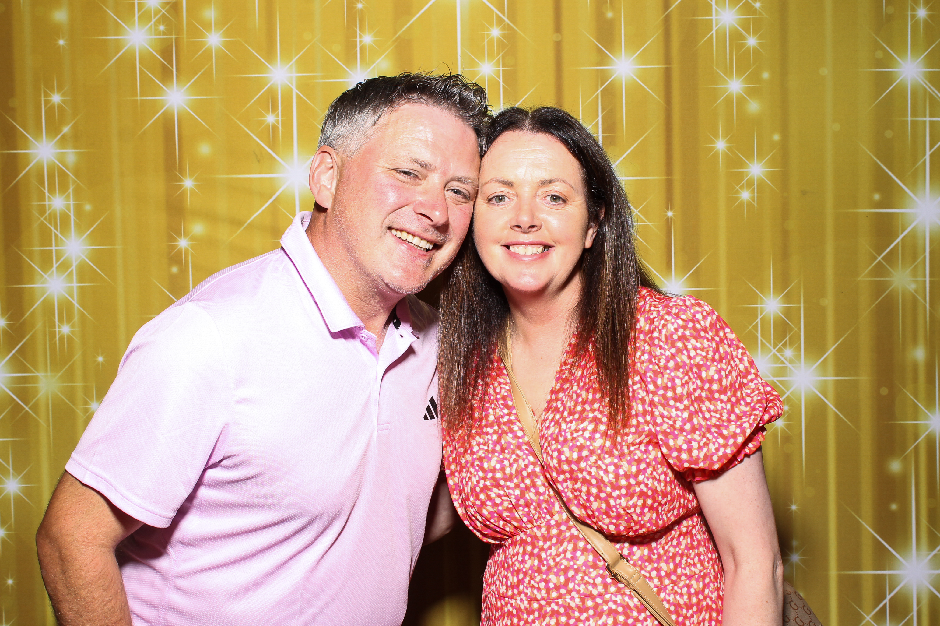 Emma & Niall | View more photos from the event at gallery.snapmagic.ie/u/SnapMagic/Emma-Niall