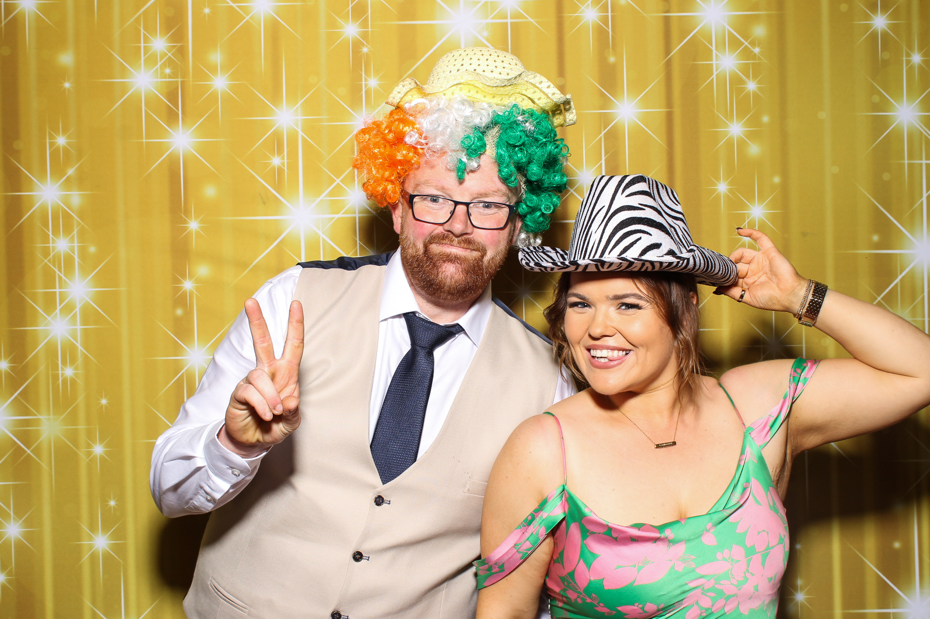 Emma & Niall | View more photos from the event at gallery.snapmagic.ie/u/SnapMagic/Emma-Niall