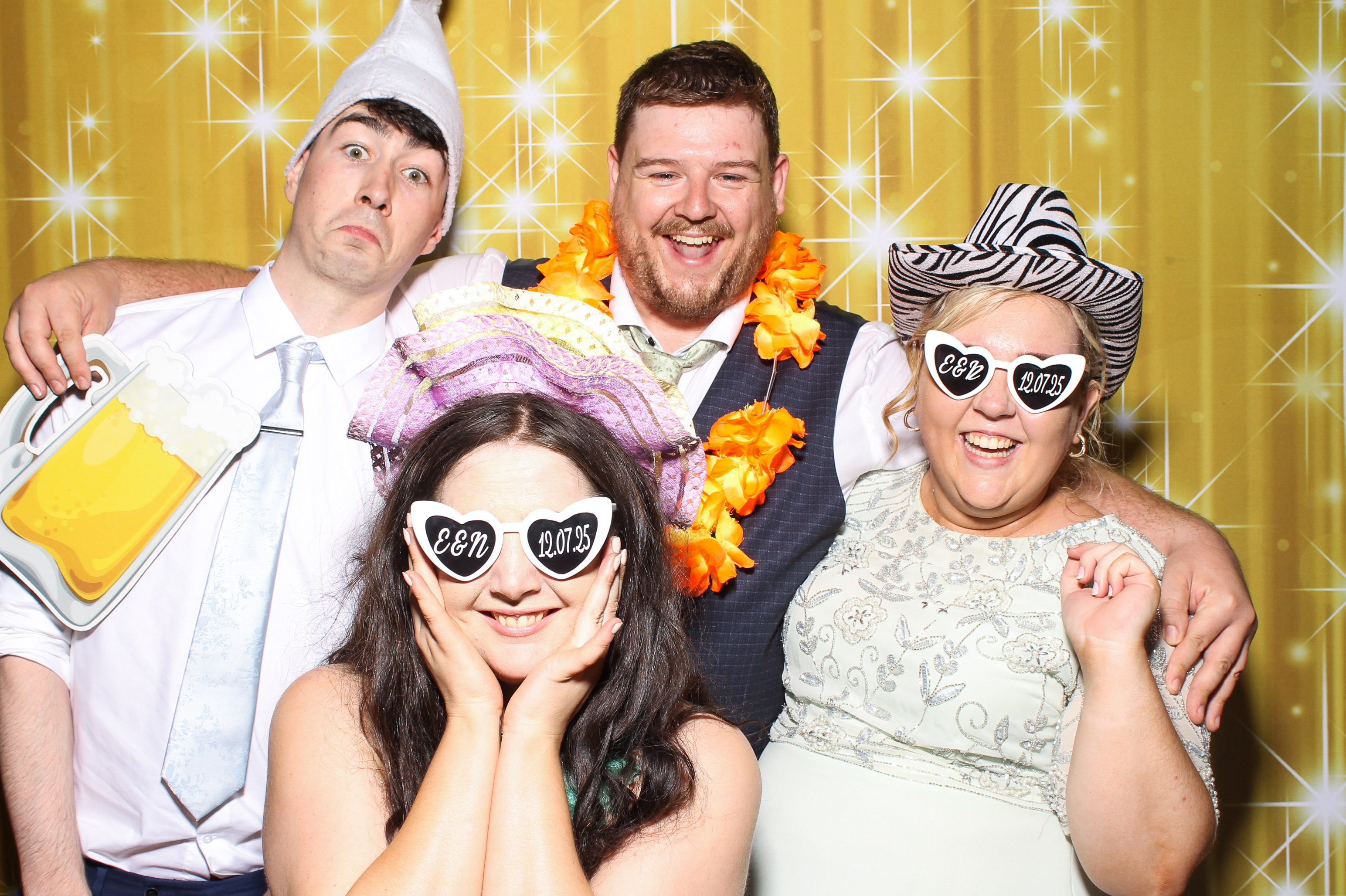 Emma & Niall | View more photos from the event at gallery.snapmagic.ie/u/SnapMagic/Emma-Niall