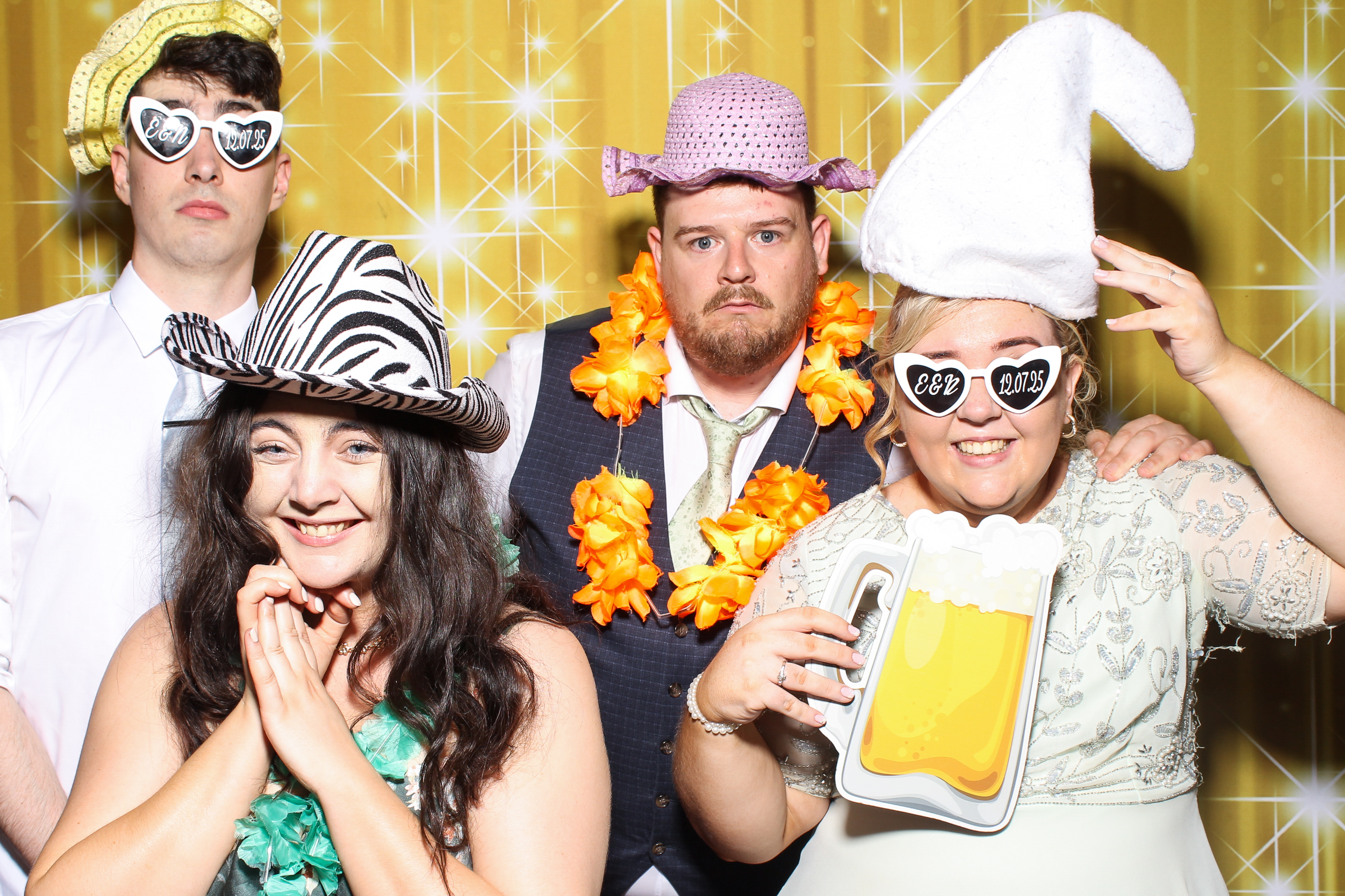 Emma & Niall | View more photos from the event at gallery.snapmagic.ie/u/SnapMagic/Emma-Niall