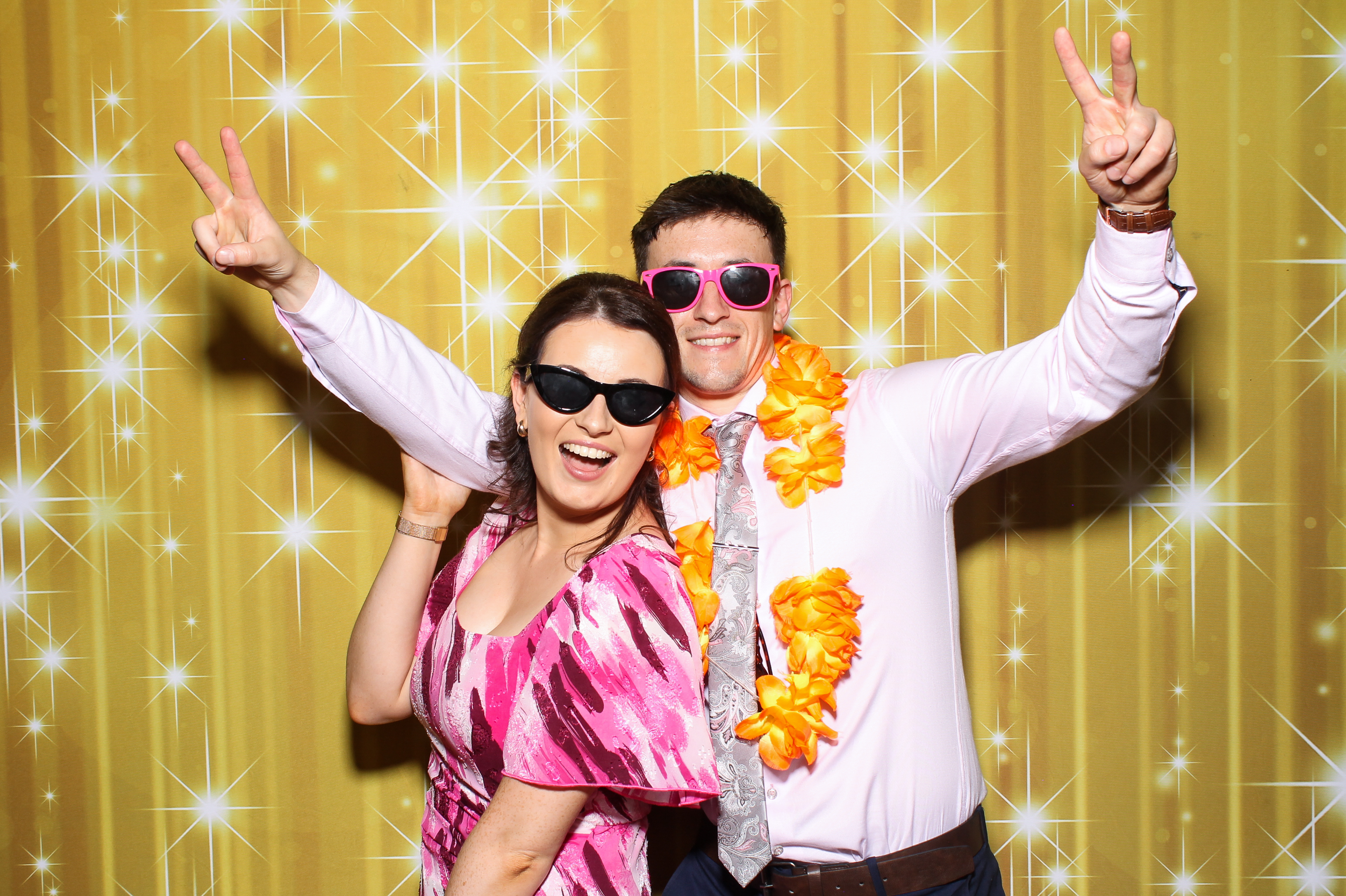 Emma & Niall | View more photos from the event at gallery.snapmagic.ie/u/SnapMagic/Emma-Niall