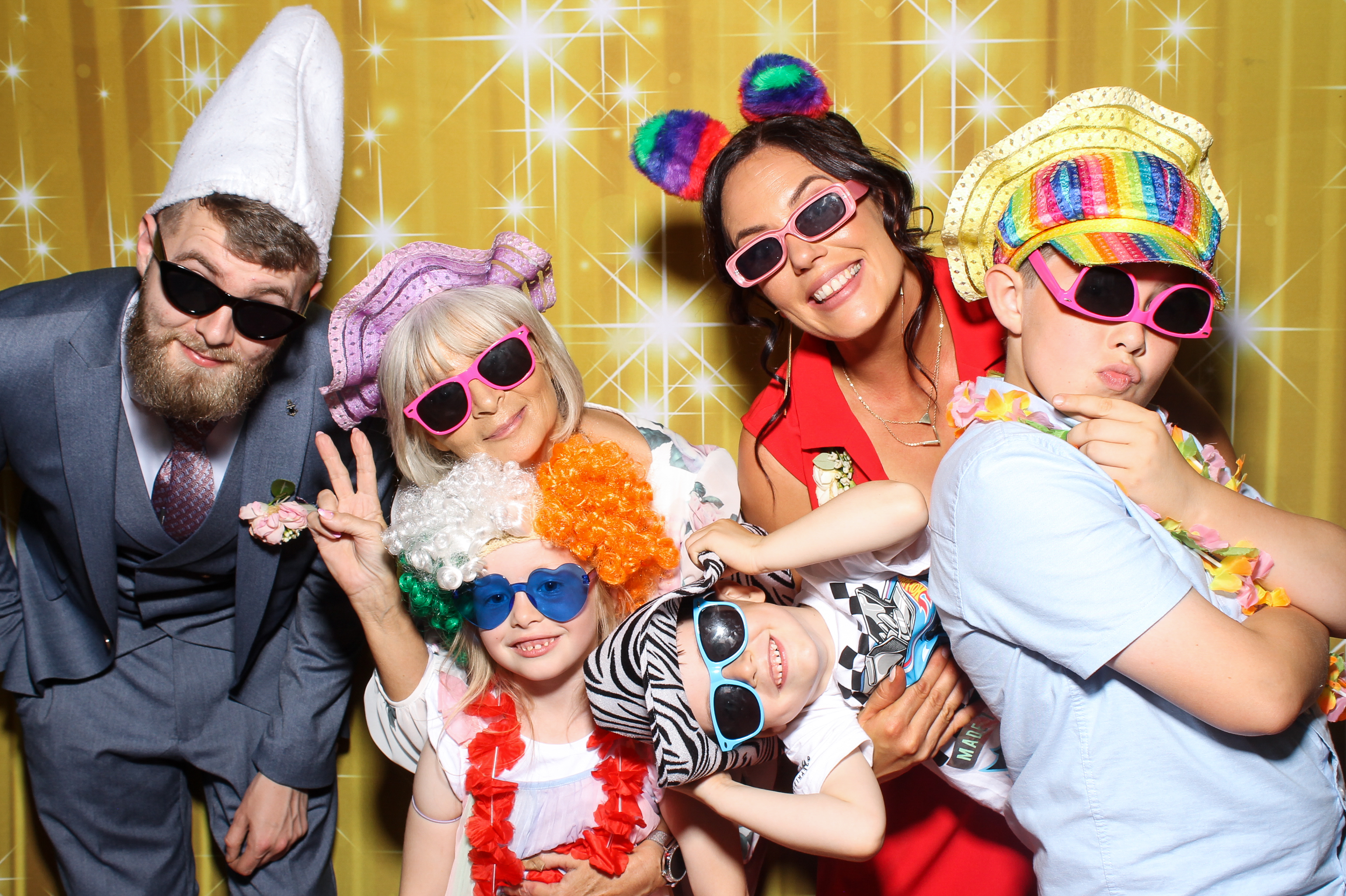 Emma & Niall | View more photos from the event at gallery.snapmagic.ie/u/SnapMagic/Emma-Niall