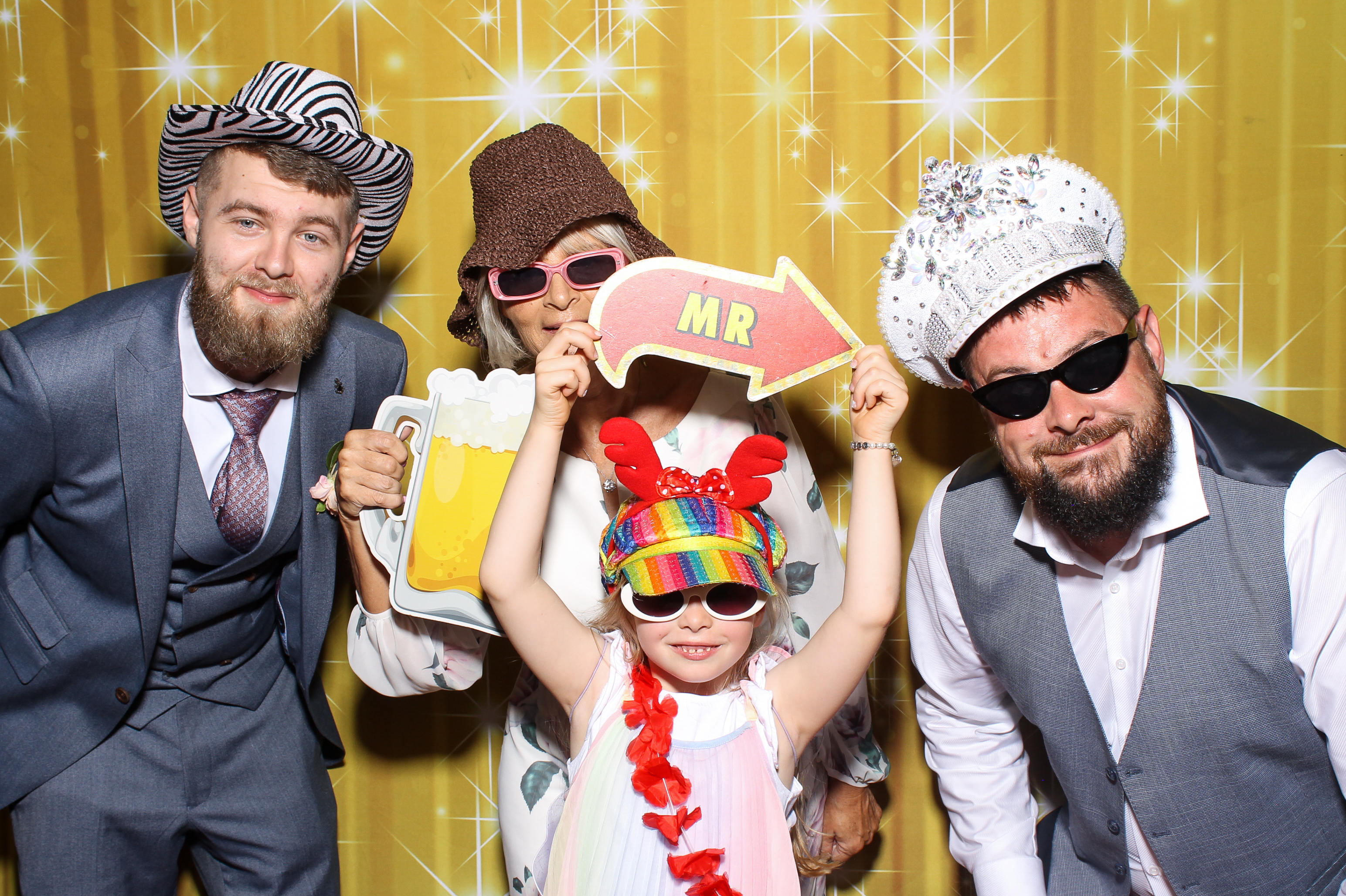 Emma & Niall | View more photos from the event at gallery.snapmagic.ie/u/SnapMagic/Emma-Niall