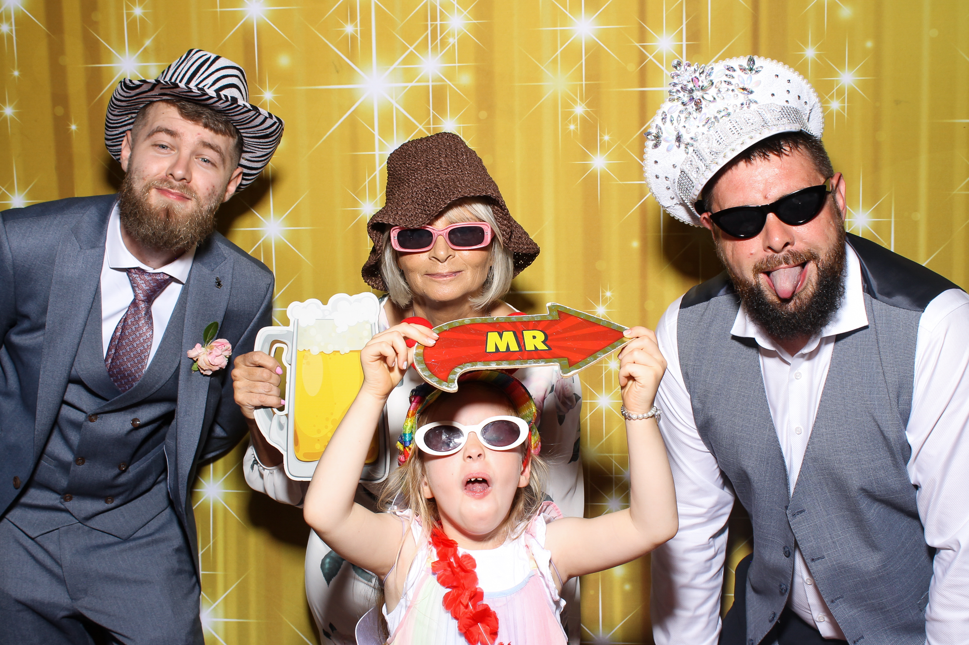 Emma & Niall | View more photos from the event at gallery.snapmagic.ie/u/SnapMagic/Emma-Niall