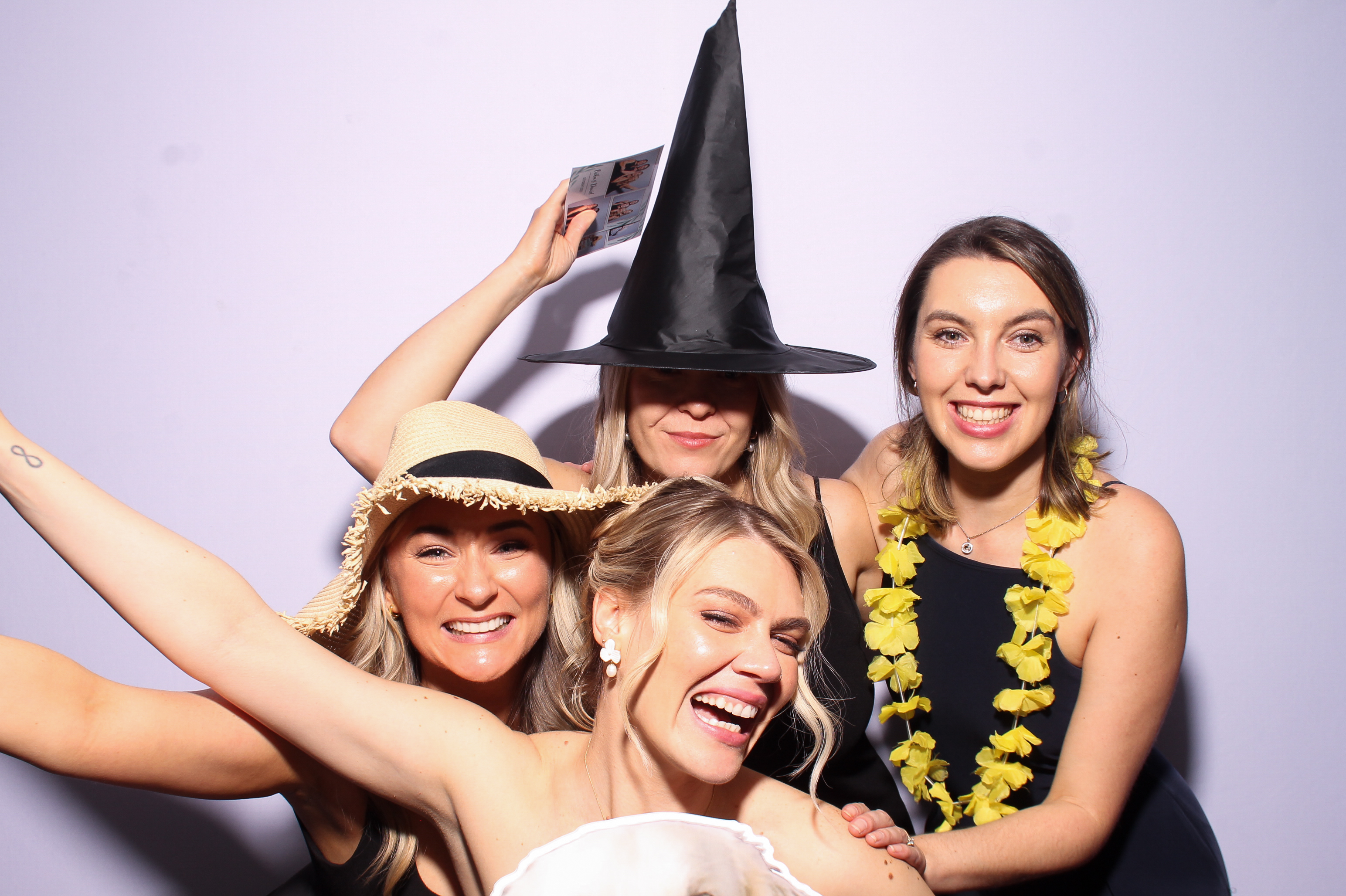 Erika & David | View more photos from the event at gallery.snapmagic.ie/u/SnapMagic/Erika-David