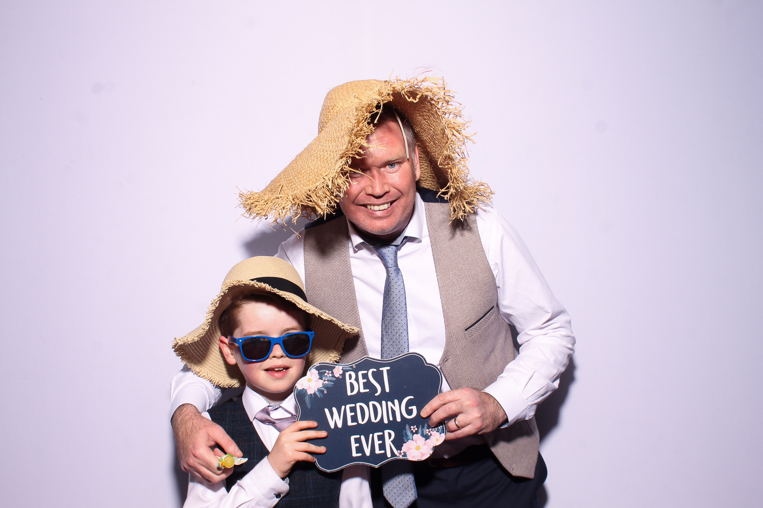 Erika & David | View more photos from the event at gallery.snapmagic.ie/u/SnapMagic/Erika-David