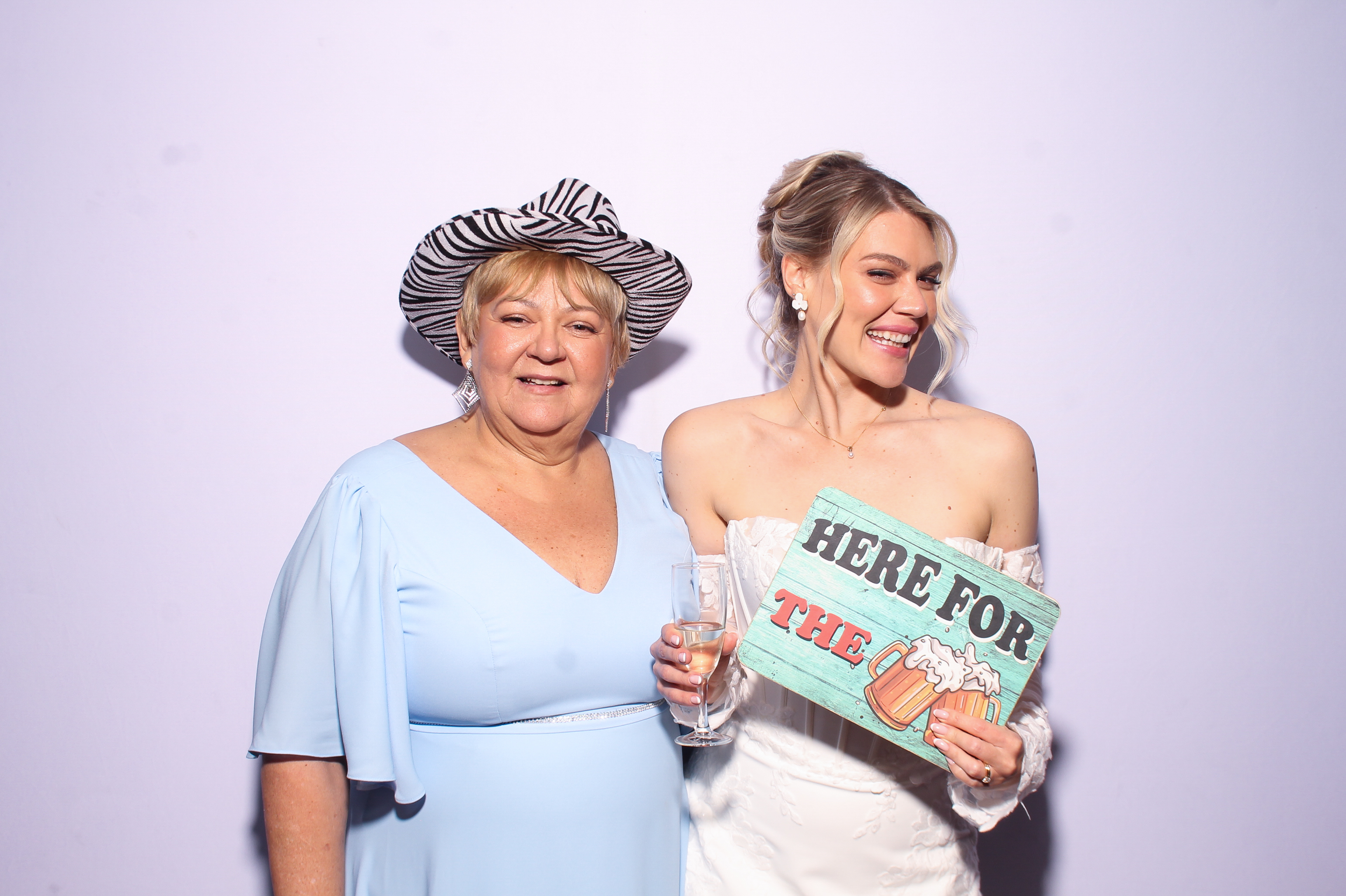 Erika & David | View more photos from the event at gallery.snapmagic.ie/u/SnapMagic/Erika-David