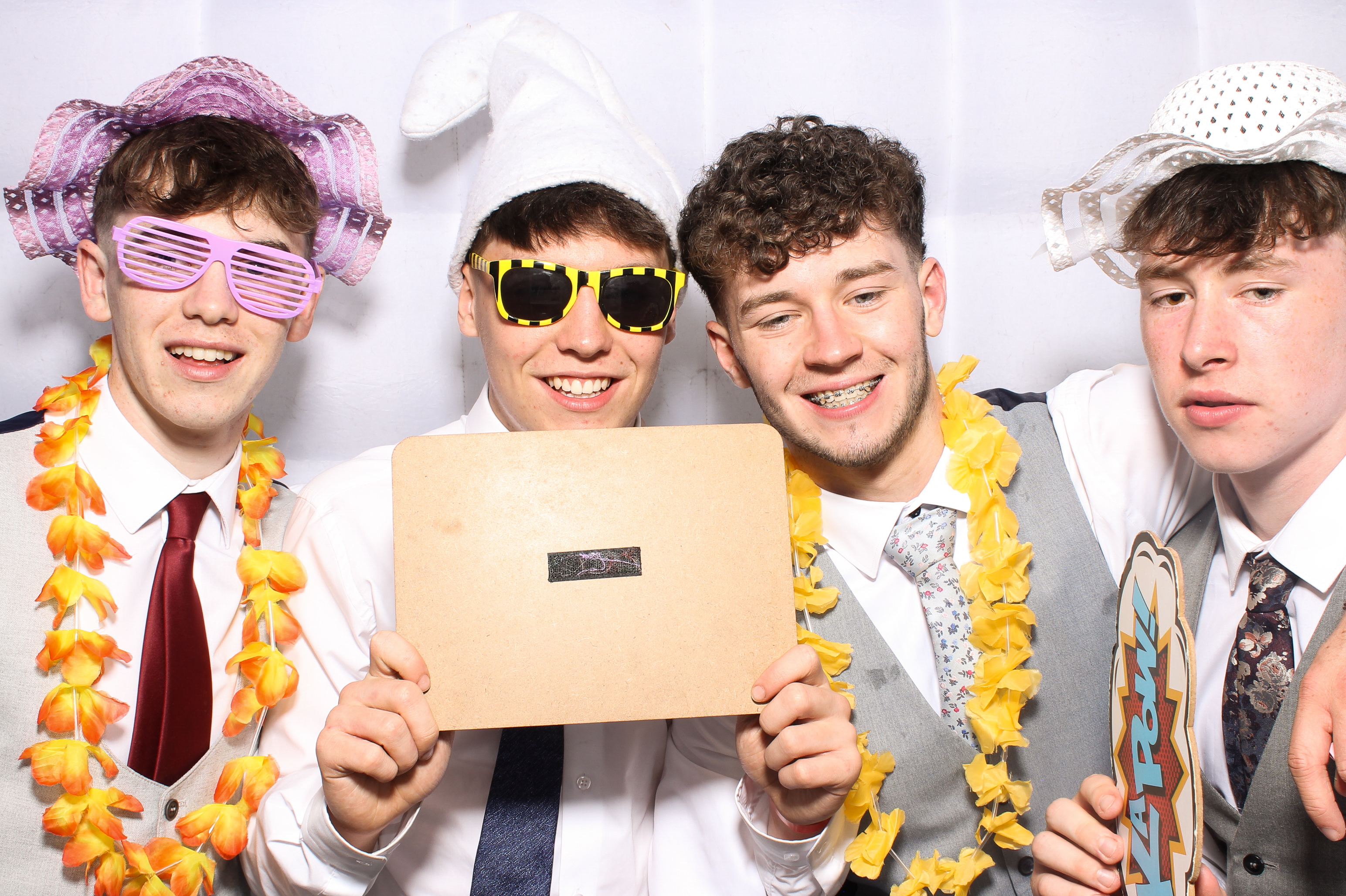 Gortnor Abbey & St.Tiernan's Grad | View more photos from the event at gallery.snapmagic.ie/u/SnapMagic/Gortnor-Abbey-StTiernans-Grad