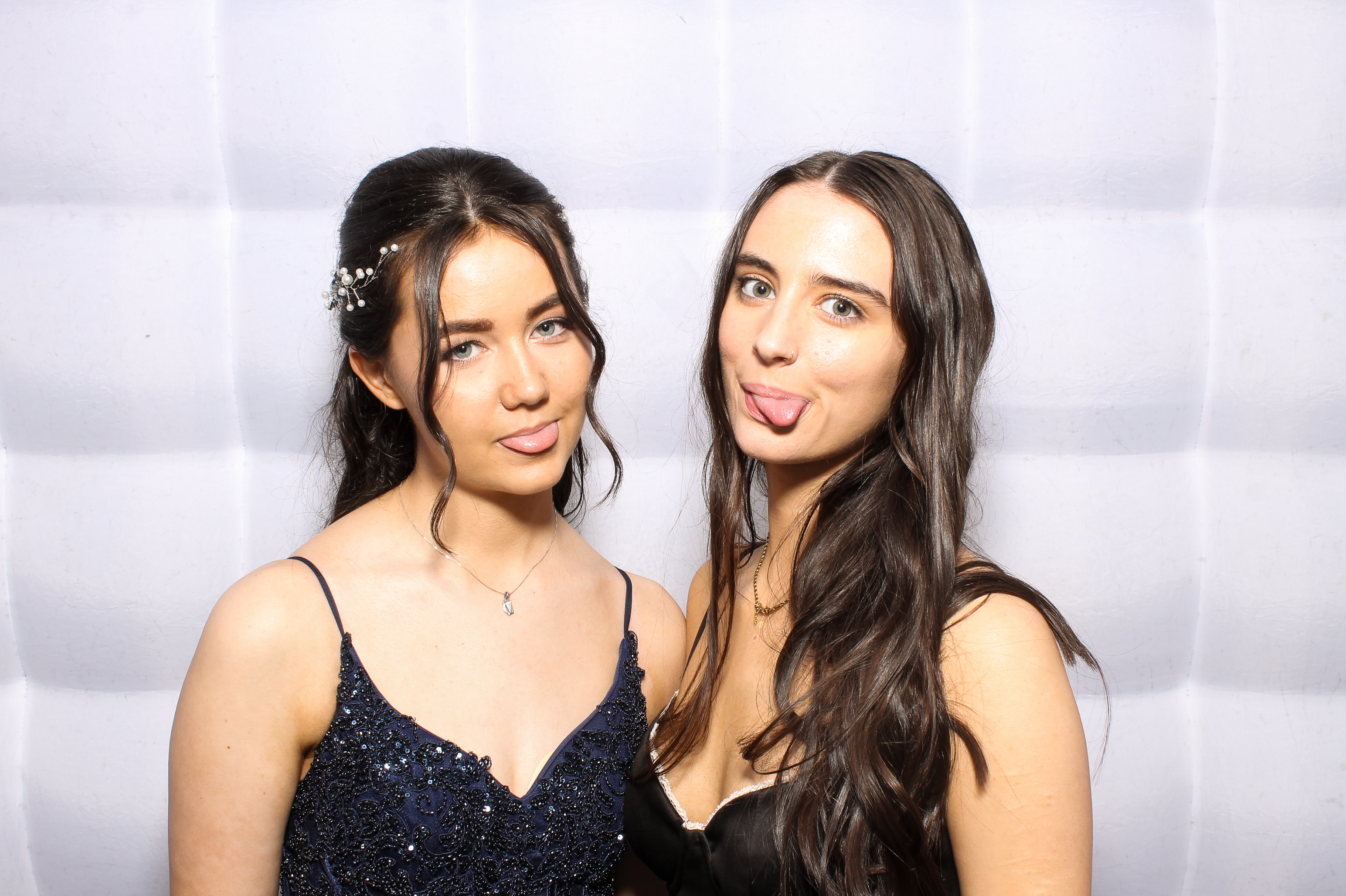 Gortnor Abbey & St.Tiernan's Grad | View more photos from the event at gallery.snapmagic.ie/u/SnapMagic/Gortnor-Abbey-StTiernans-Grad