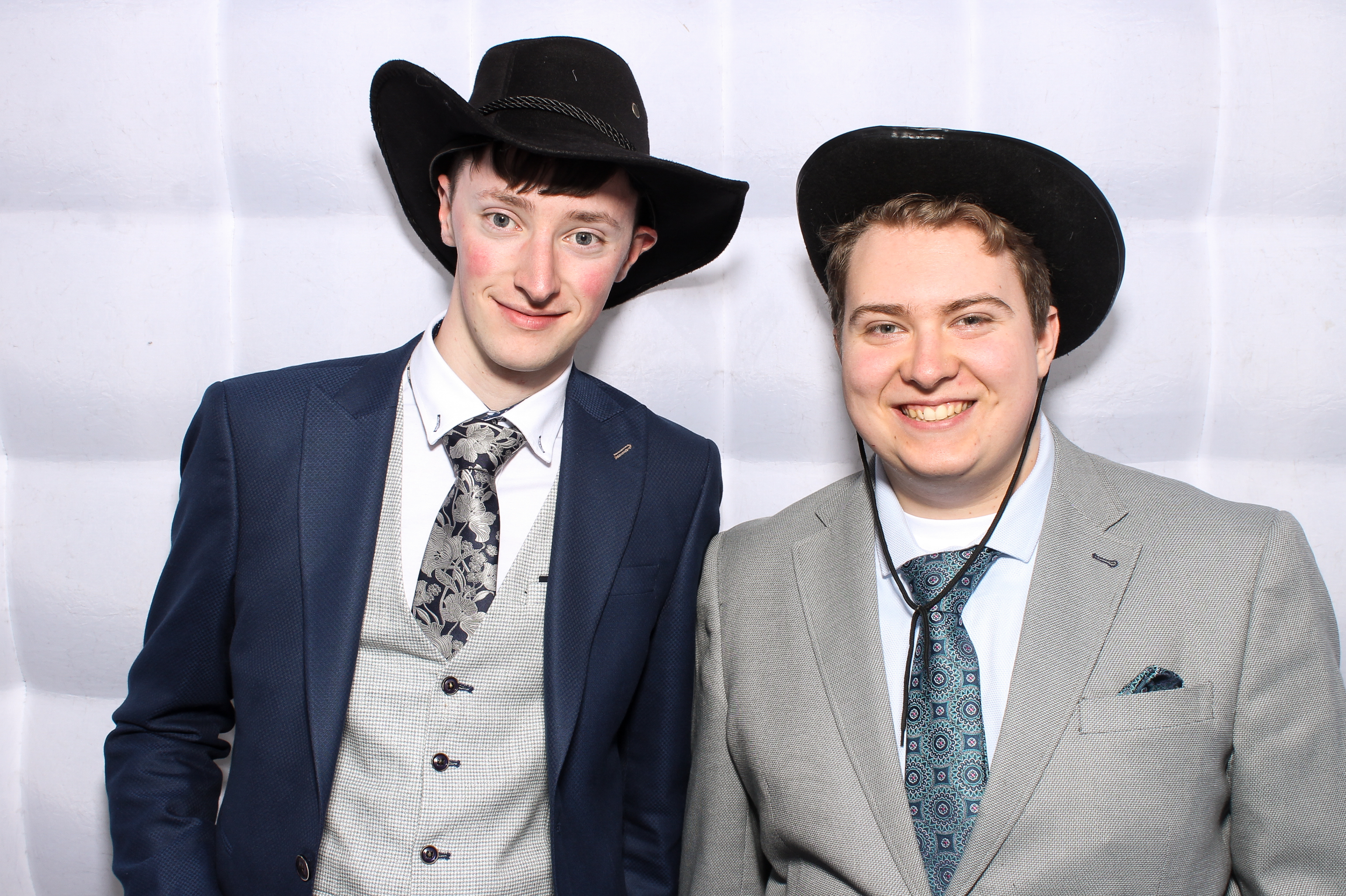 Gortnor Abbey & St.Tiernan's Grad | View more photos from the event at gallery.snapmagic.ie/u/SnapMagic/Gortnor-Abbey-StTiernans-Grad