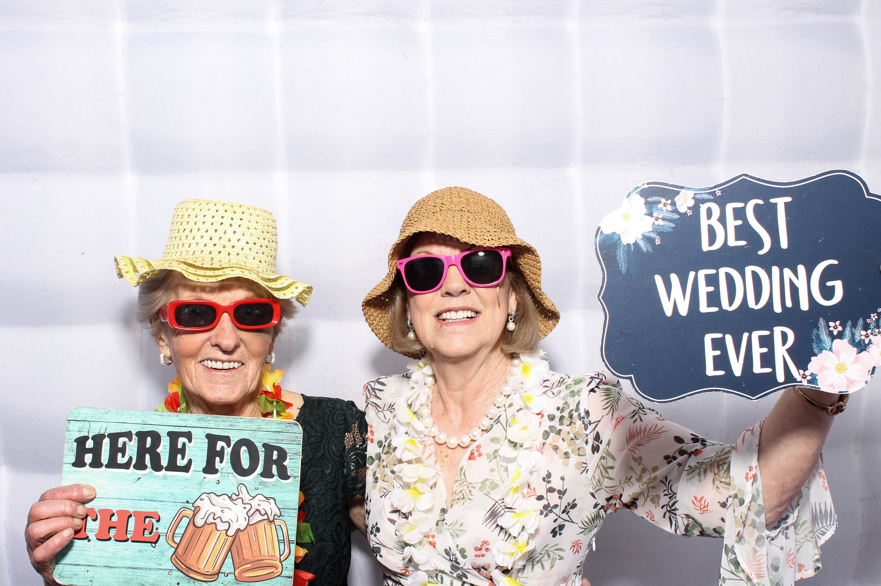 Grace & Fearghal's Wedding | View more photos from the event at gallery.snapmagic.ie/u/SnapMagic/Grace-Fearghals-Wedding