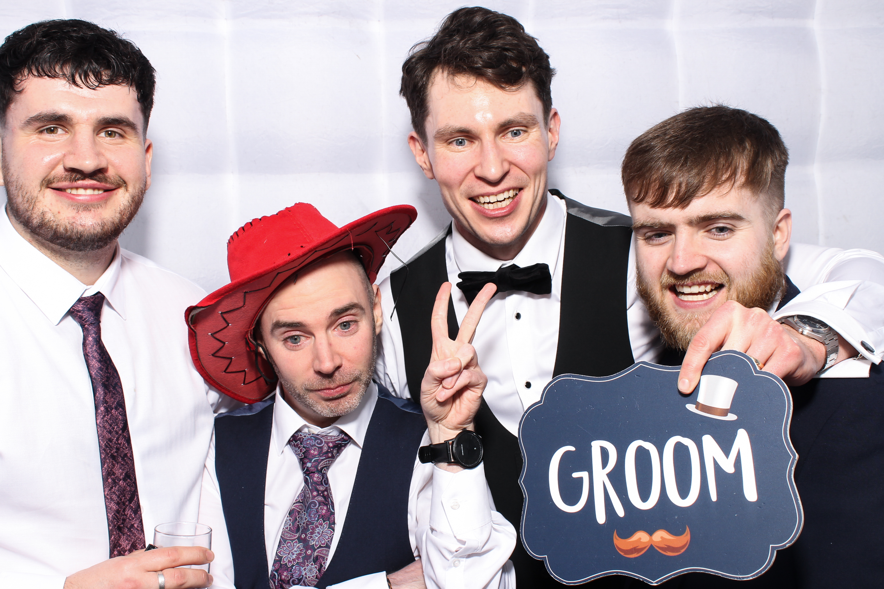 Grace & Fearghal's Wedding | View more photos from the event at gallery.snapmagic.ie/u/SnapMagic/Grace-Fearghals-Wedding