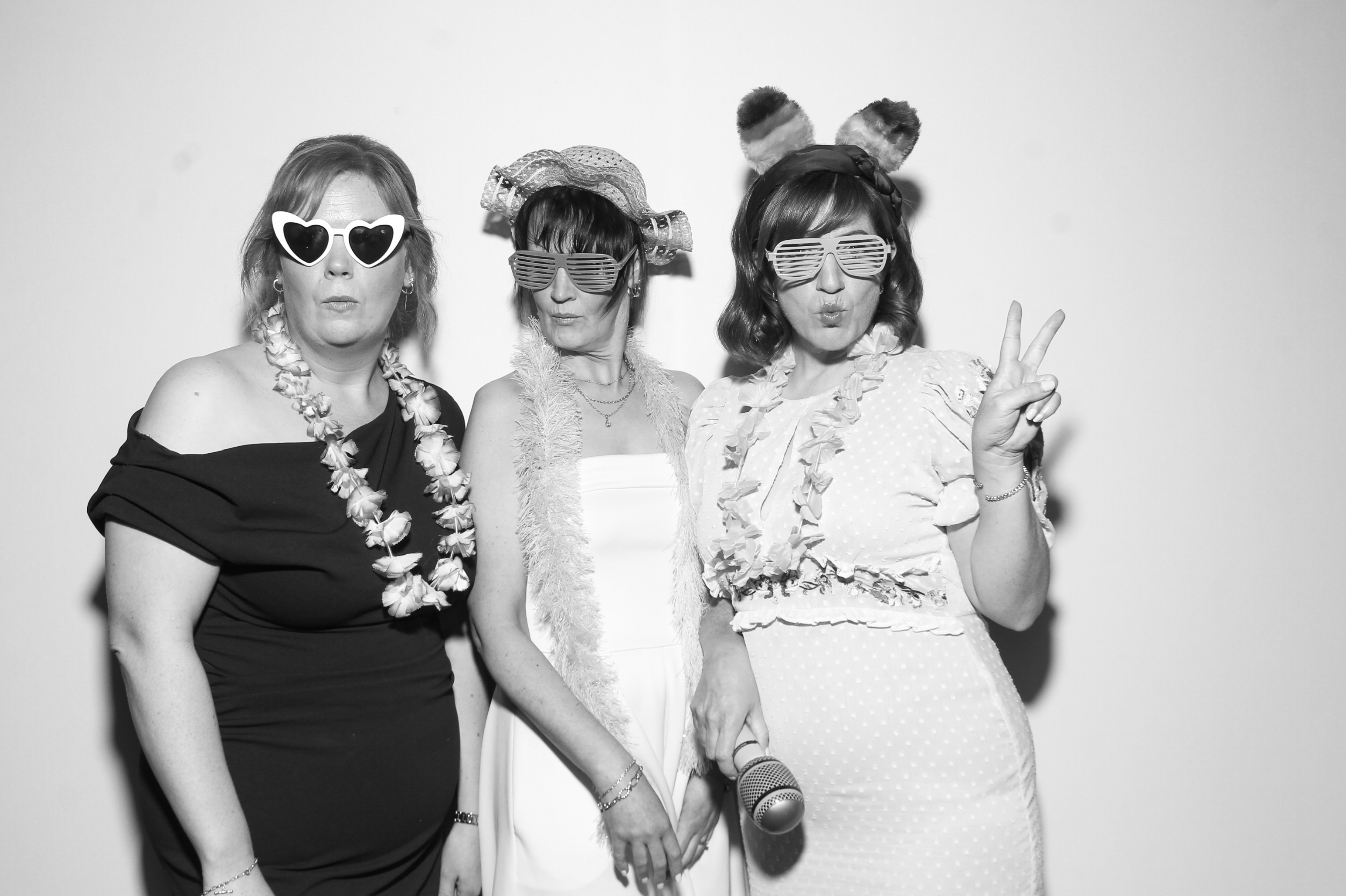 Kaitlyn & Raymond's Wedding | View more photos from the event at gallery.snapmagic.ie/u/SnapMagic/Kaitlyn-Raymonds-Wedding