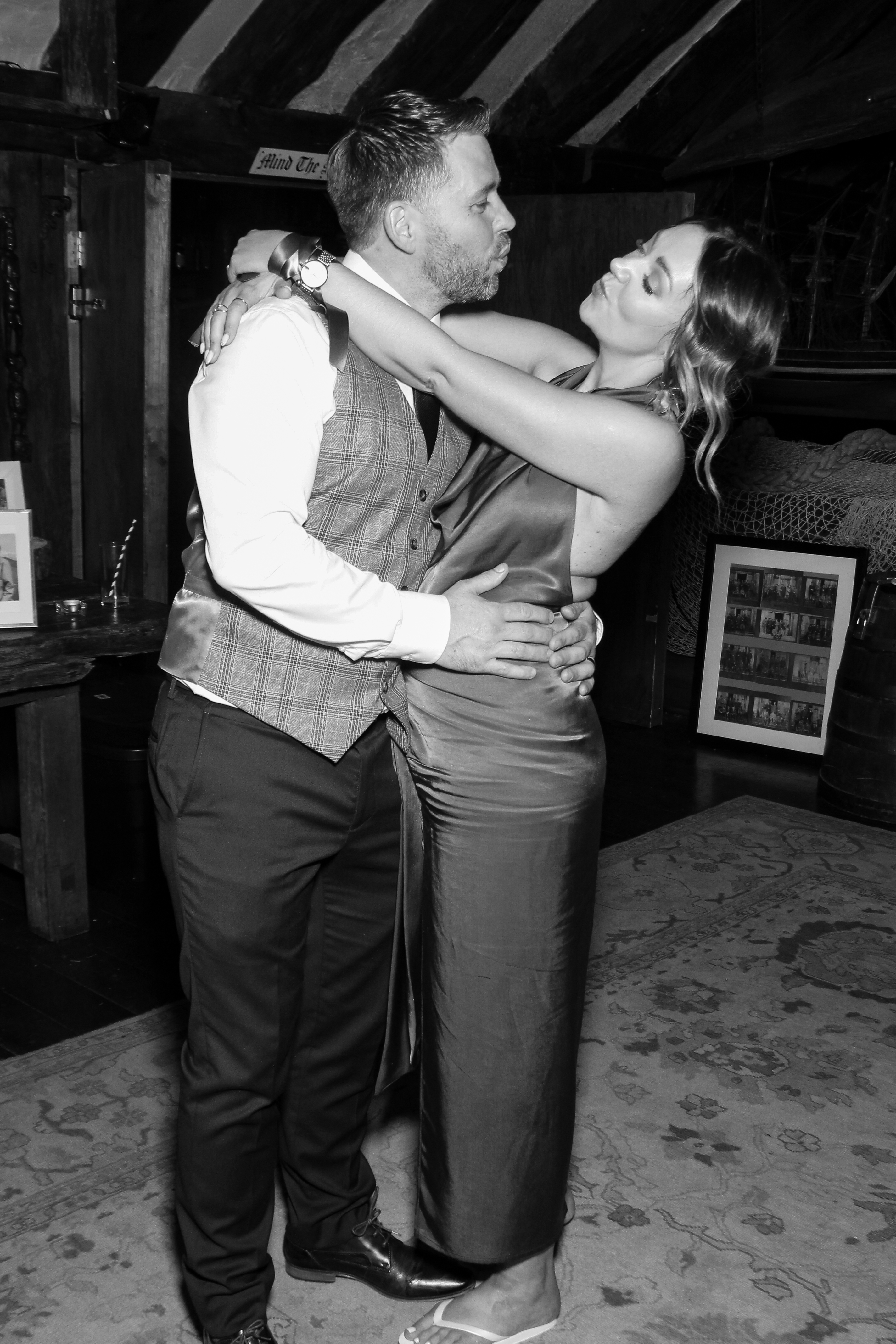 Karen & Mark | View more photos from the event at gallery.snapmagic.ie/u/SnapMagic/Karen-Mark