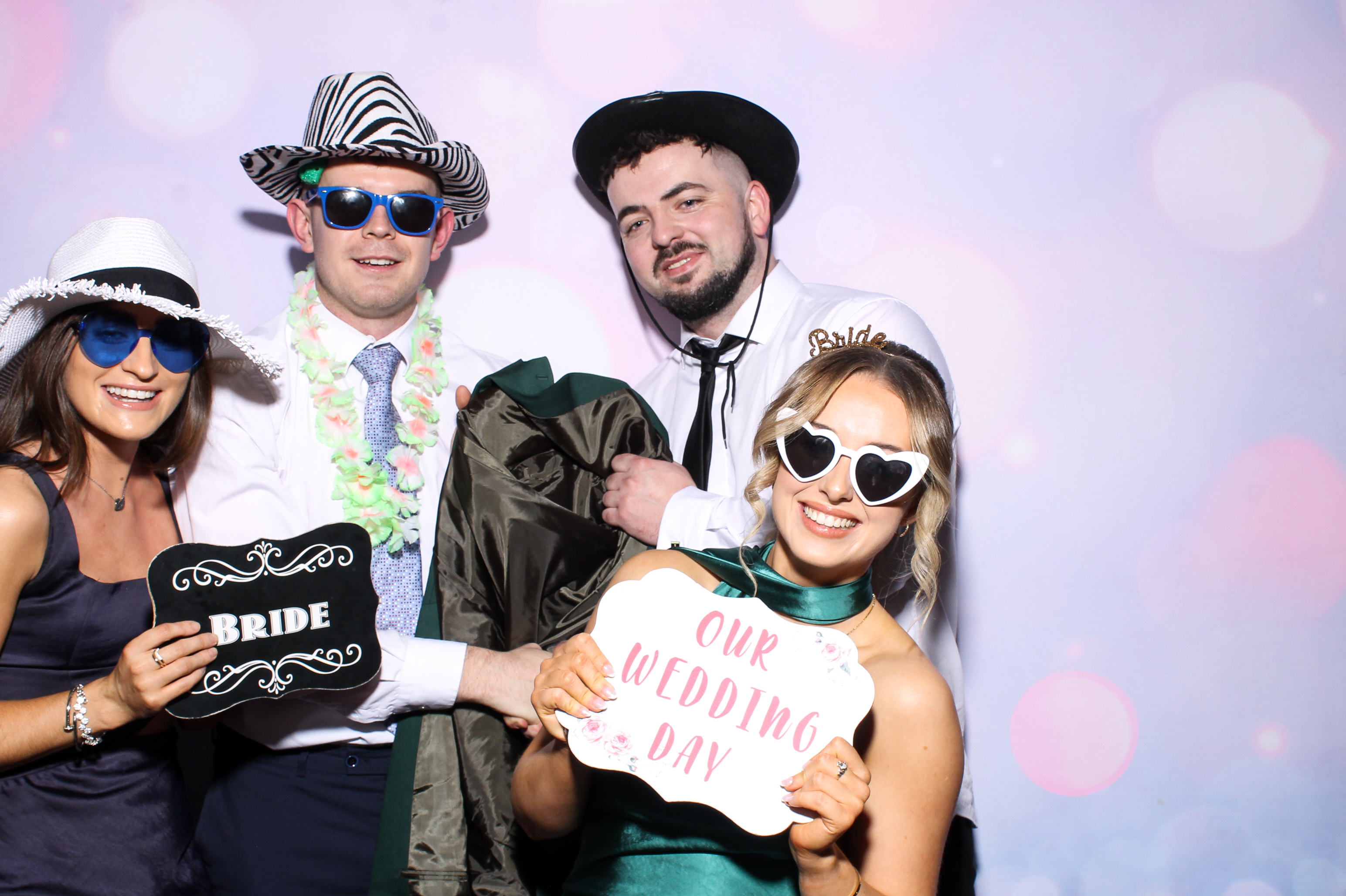 Karin & Declan | View more photos from the event at gallery.snapmagic.ie/u/SnapMagic/Karin-Declan