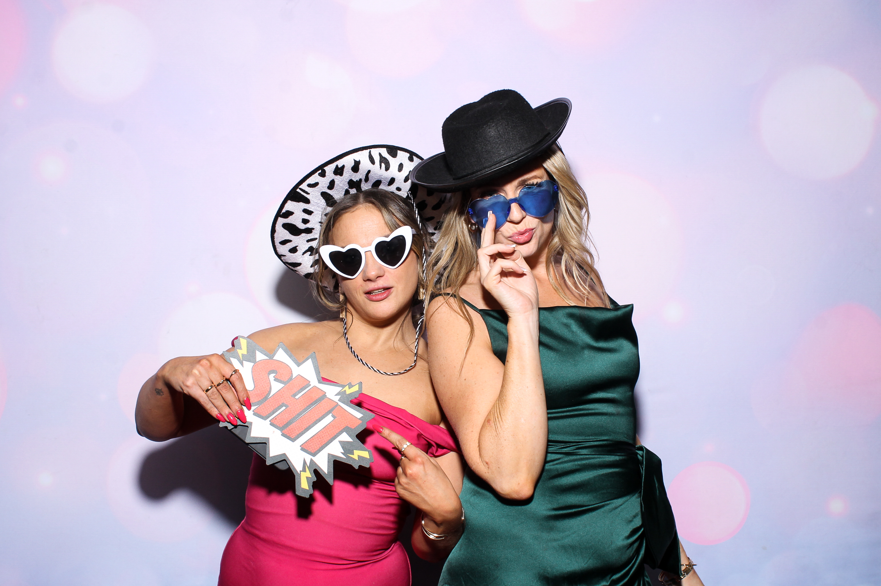 Karin & Declan | View more photos from the event at gallery.snapmagic.ie/u/SnapMagic/Karin-Declan