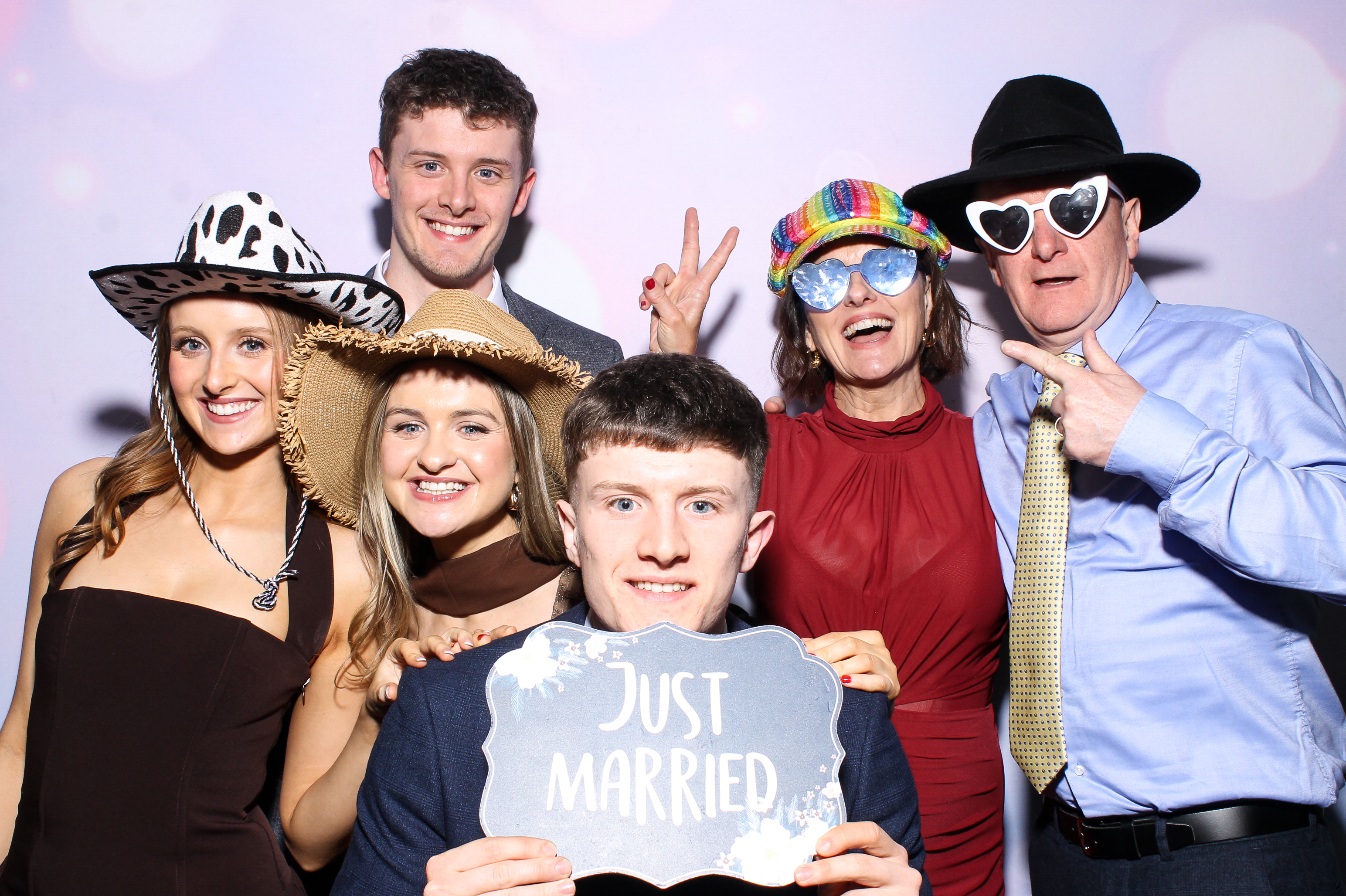 Karin & Declan | View more photos from the event at gallery.snapmagic.ie/u/SnapMagic/Karin-Declan