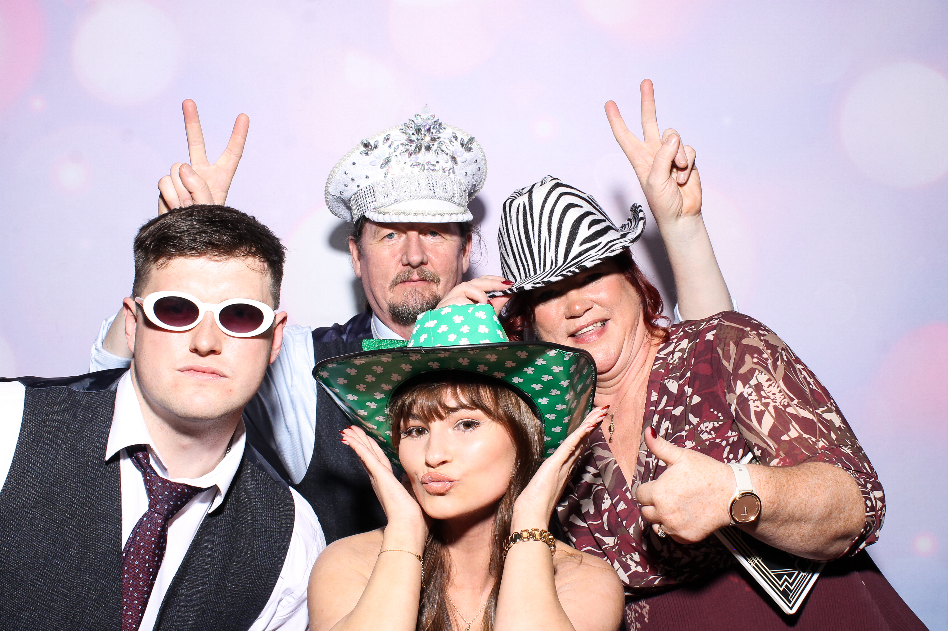 Karin & Declan | View more photos from the event at gallery.snapmagic.ie/u/SnapMagic/Karin-Declan