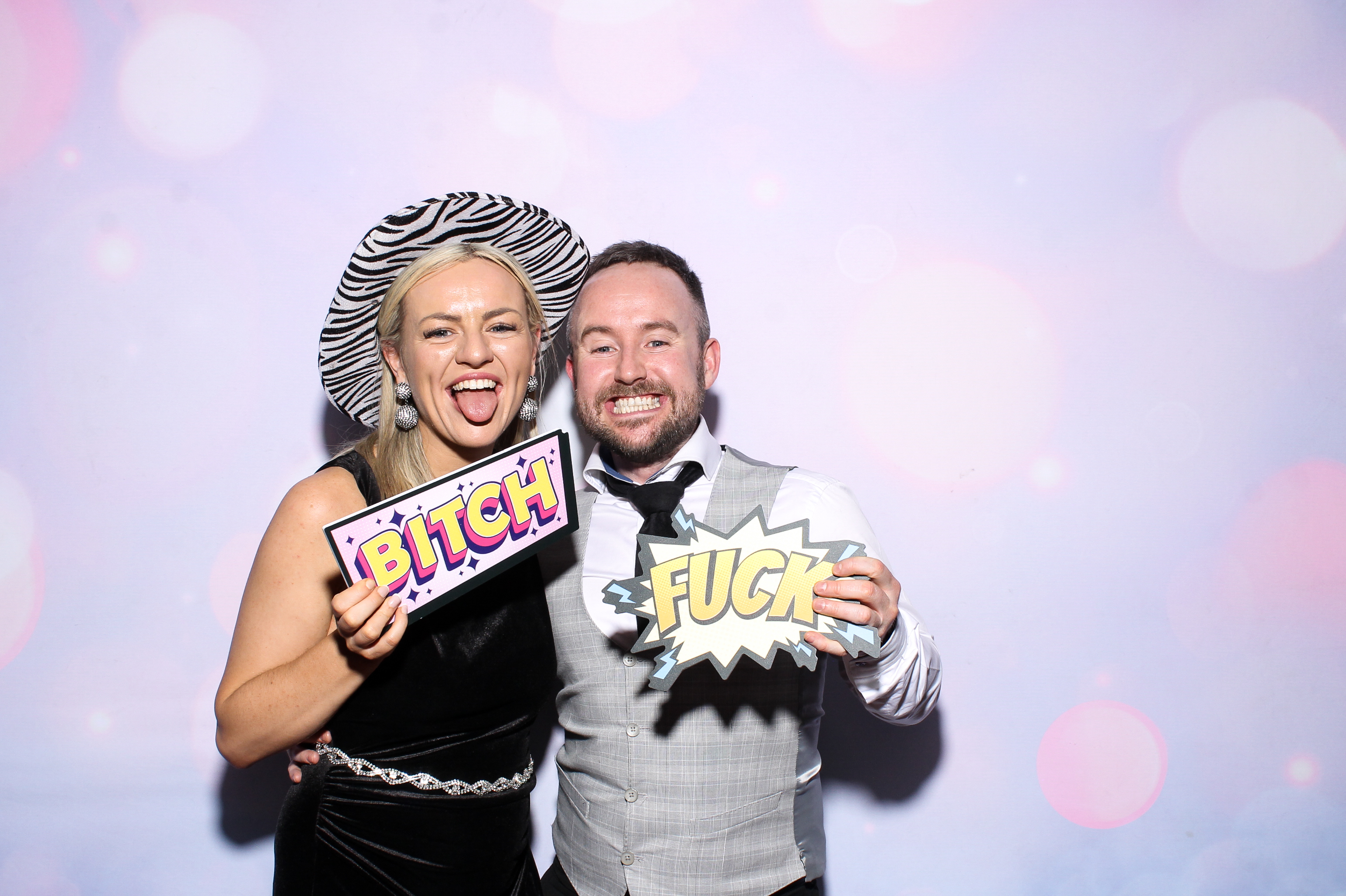 Karin & Declan | View more photos from the event at gallery.snapmagic.ie/u/SnapMagic/Karin-Declan