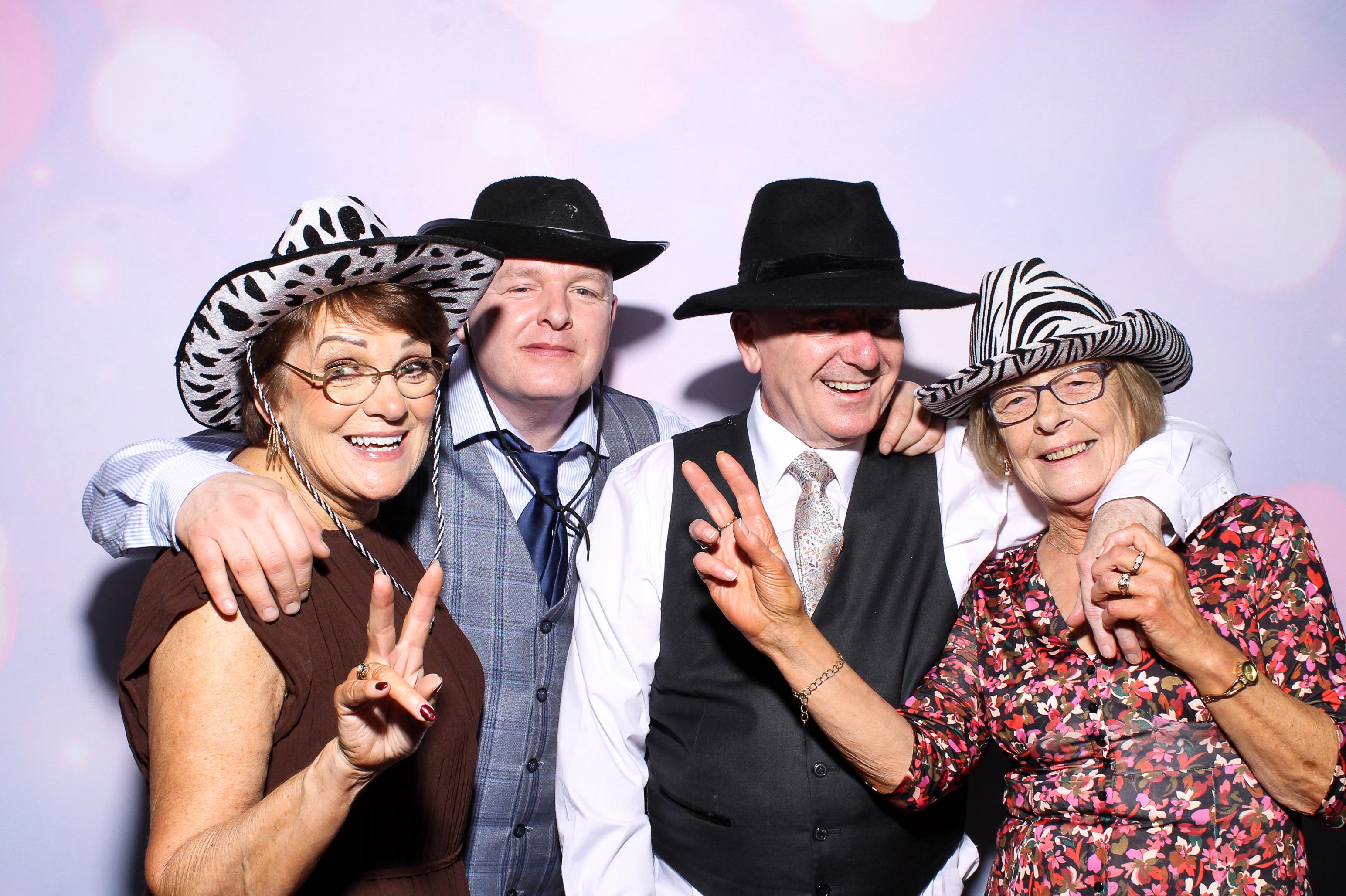 Karin & Declan | View more photos from the event at gallery.snapmagic.ie/u/SnapMagic/Karin-Declan