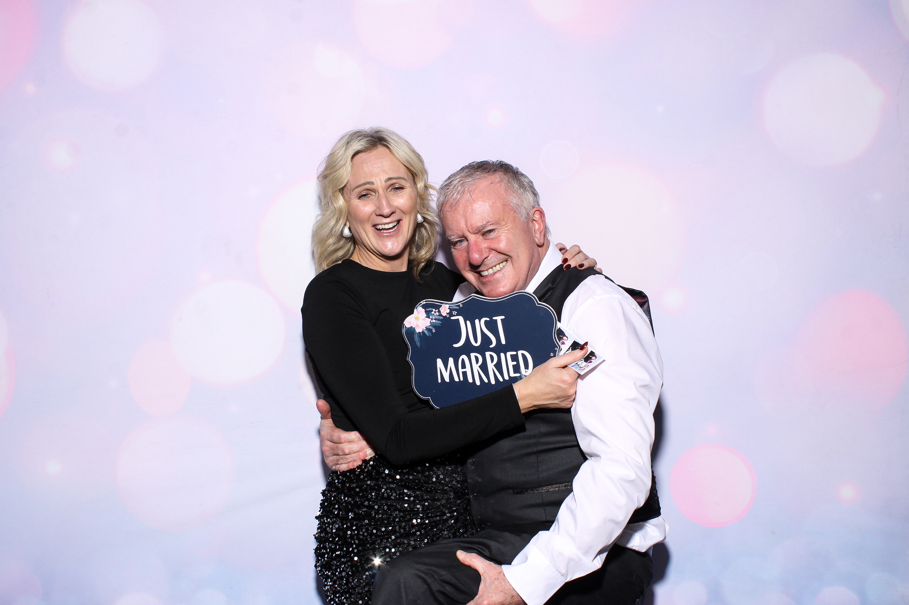 Karin & Declan | View more photos from the event at gallery.snapmagic.ie/u/SnapMagic/Karin-Declan