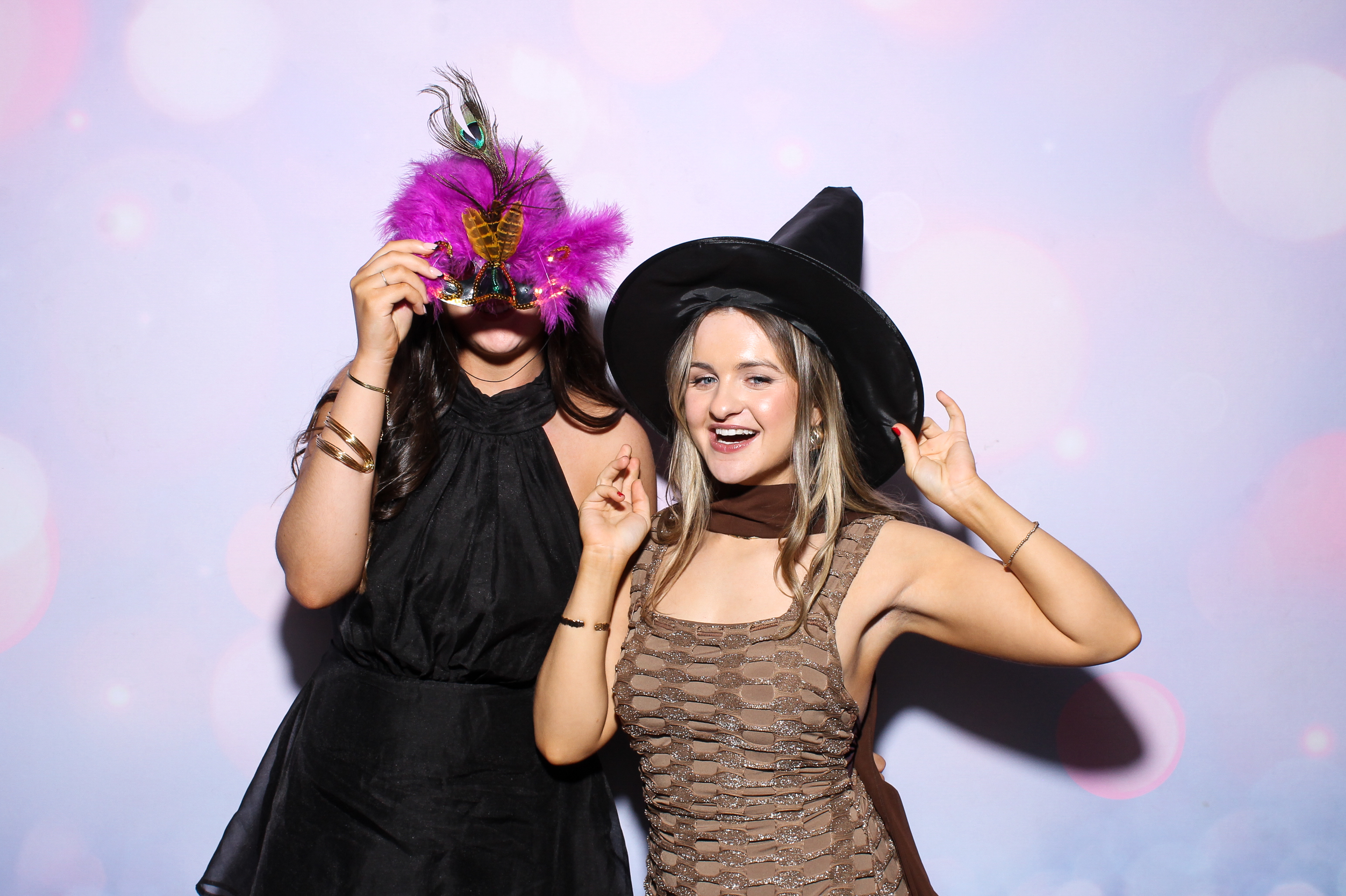 Karin & Declan | View more photos from the event at gallery.snapmagic.ie/u/SnapMagic/Karin-Declan